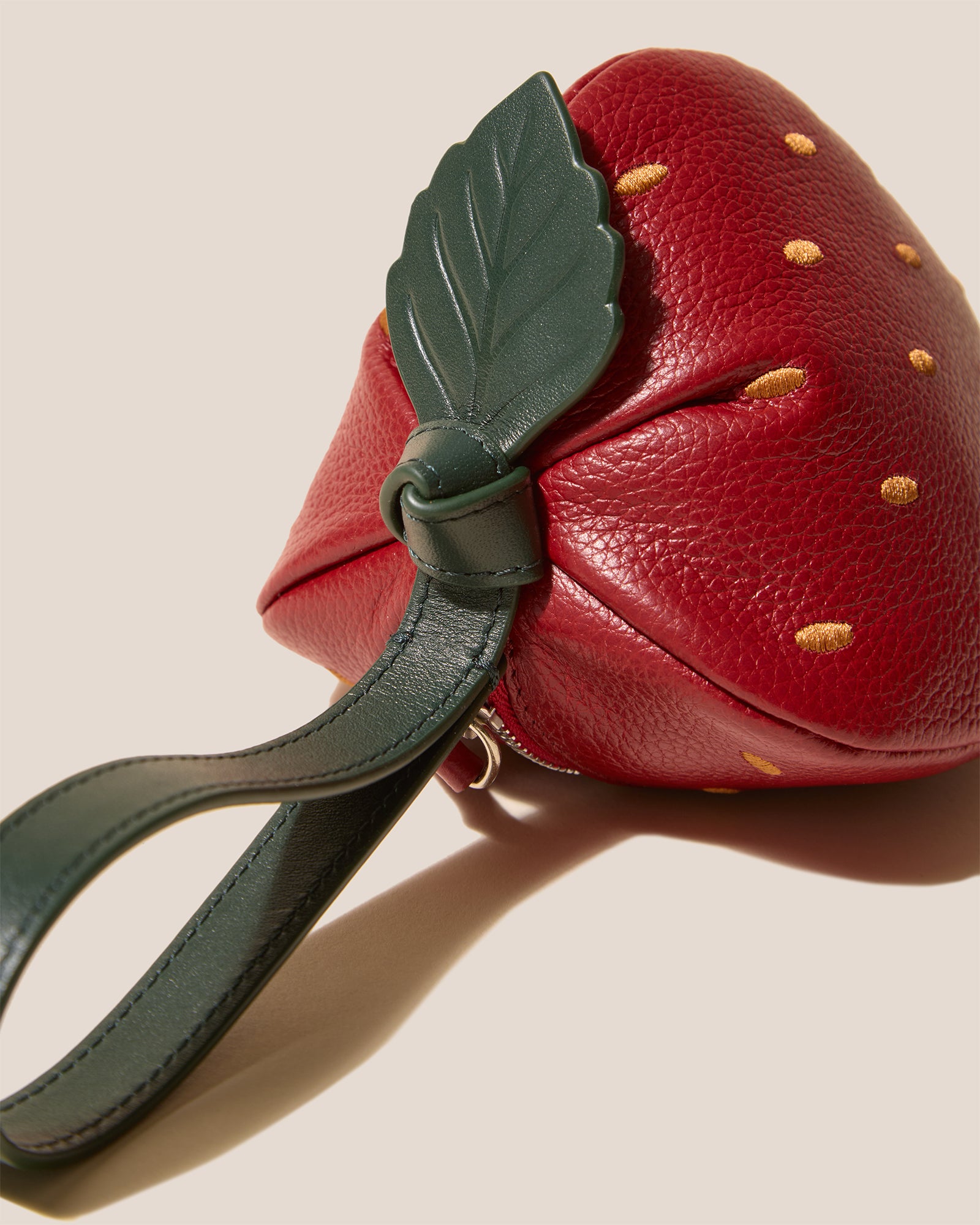 FRAULA - Strawberry-Shaped Leather Coin Purse