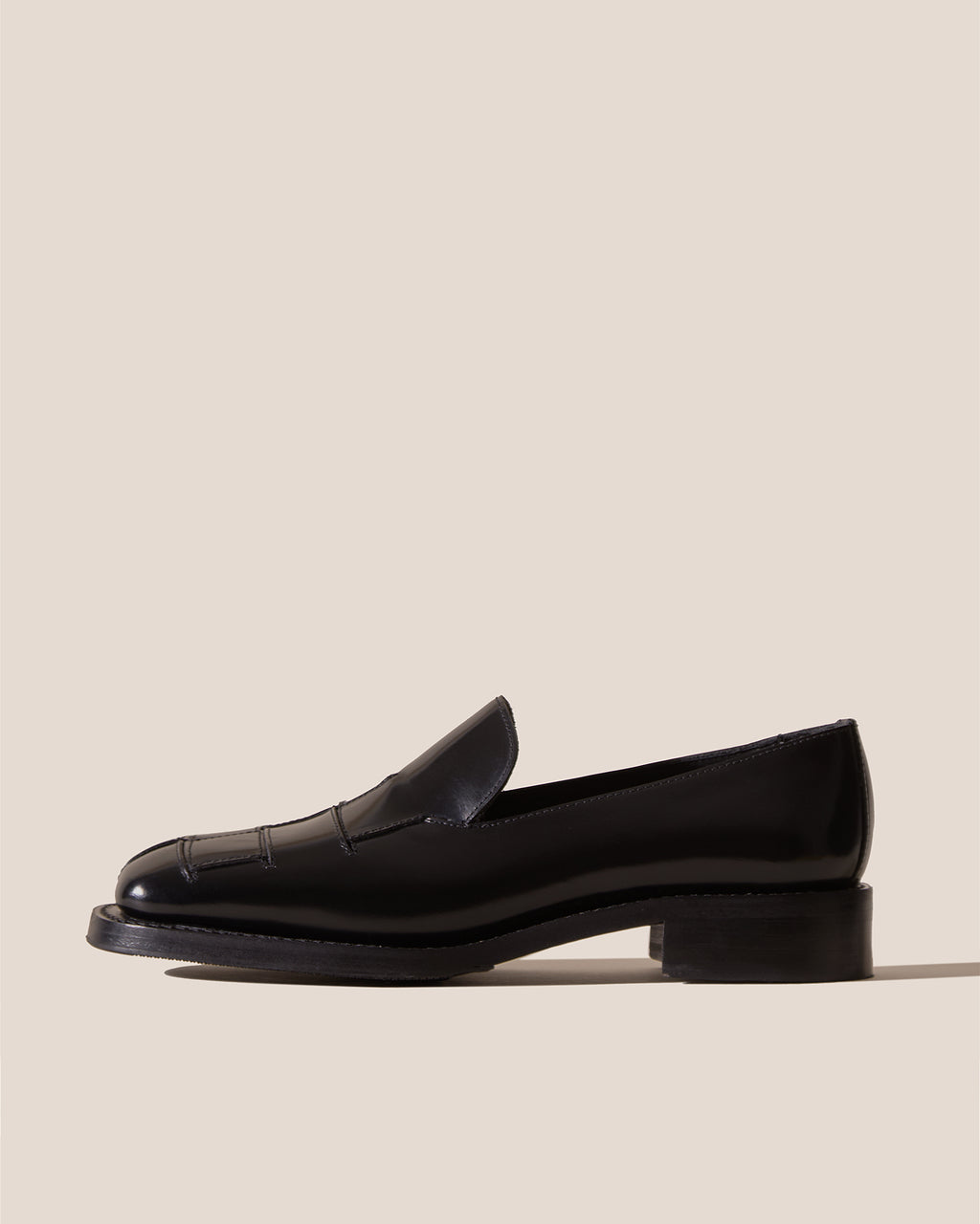 GUERA POLISHED - Interwoven Slip-On Loafer