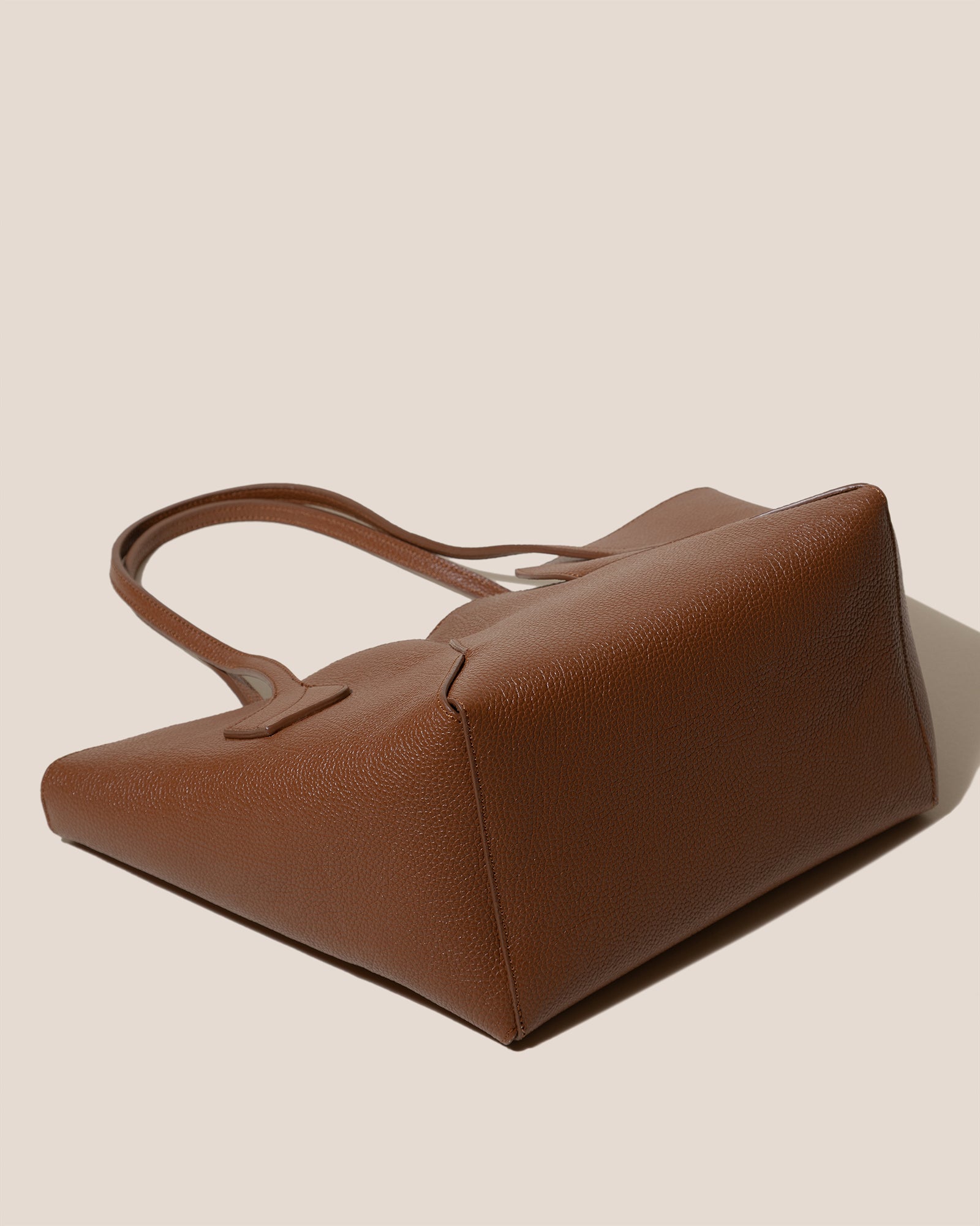 SEPAL S GRAINY - Tulip Shape Zipped Tote Bag