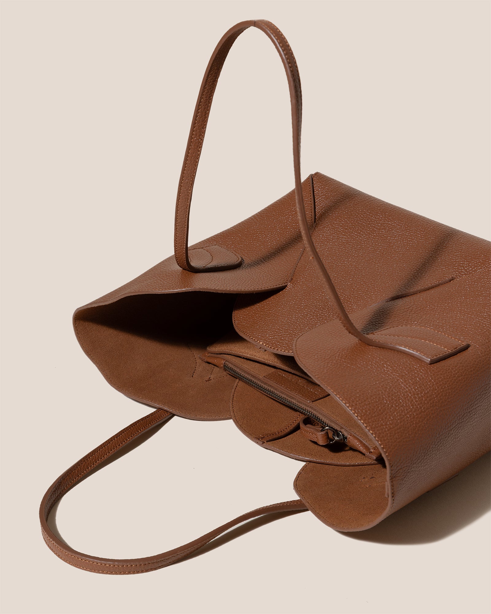 SEPAL S GRAINY - Tulip Shape Zipped Tote Bag