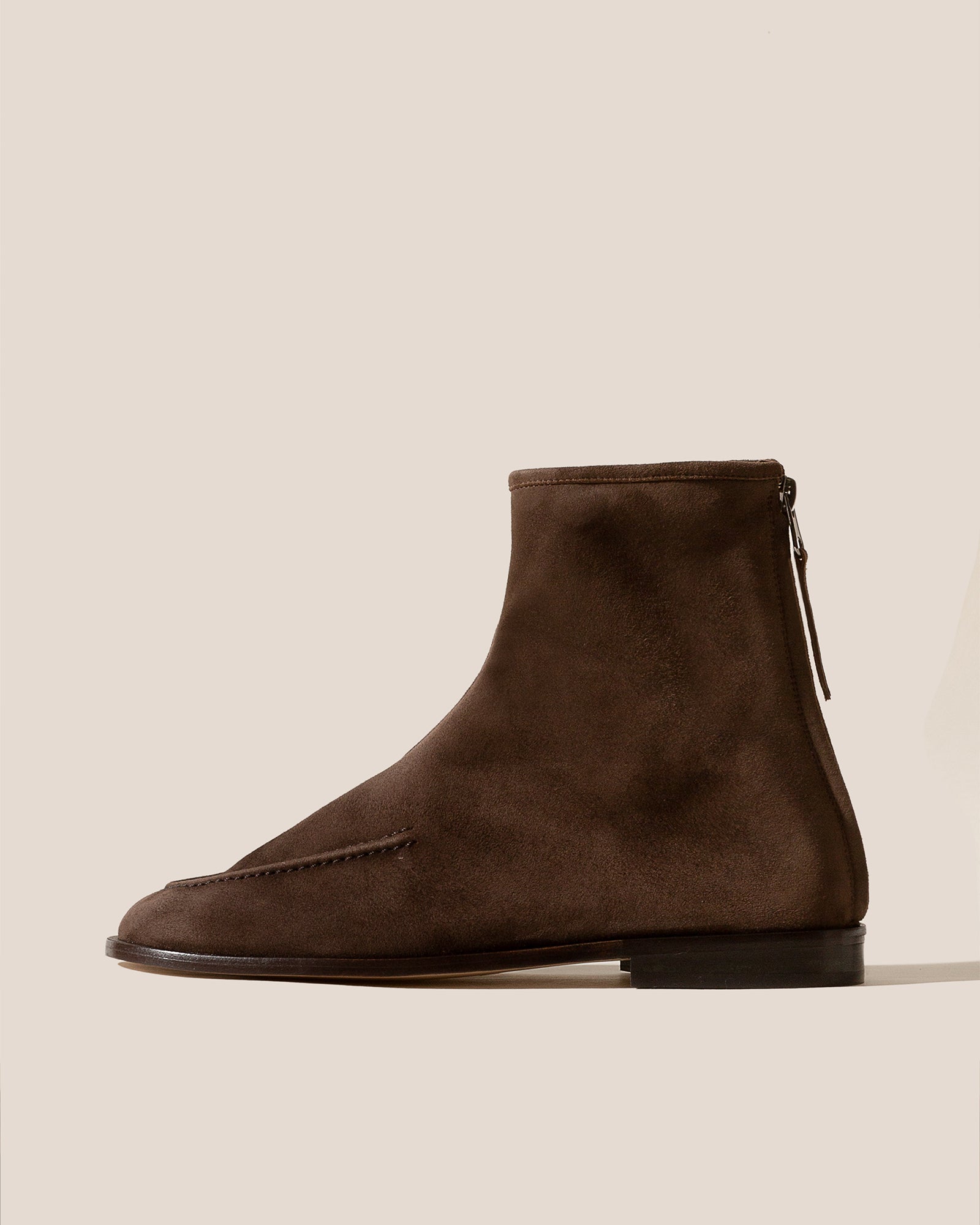JULIOL BOOT SUEDE - Soft Low-calf Boot – Hereu Studio
