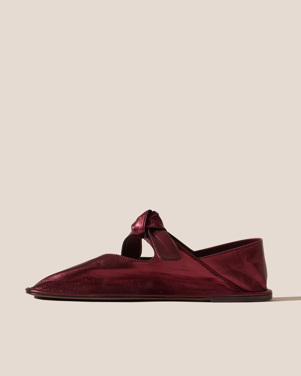 LLASADA METALLIC - Front-Knot Pump