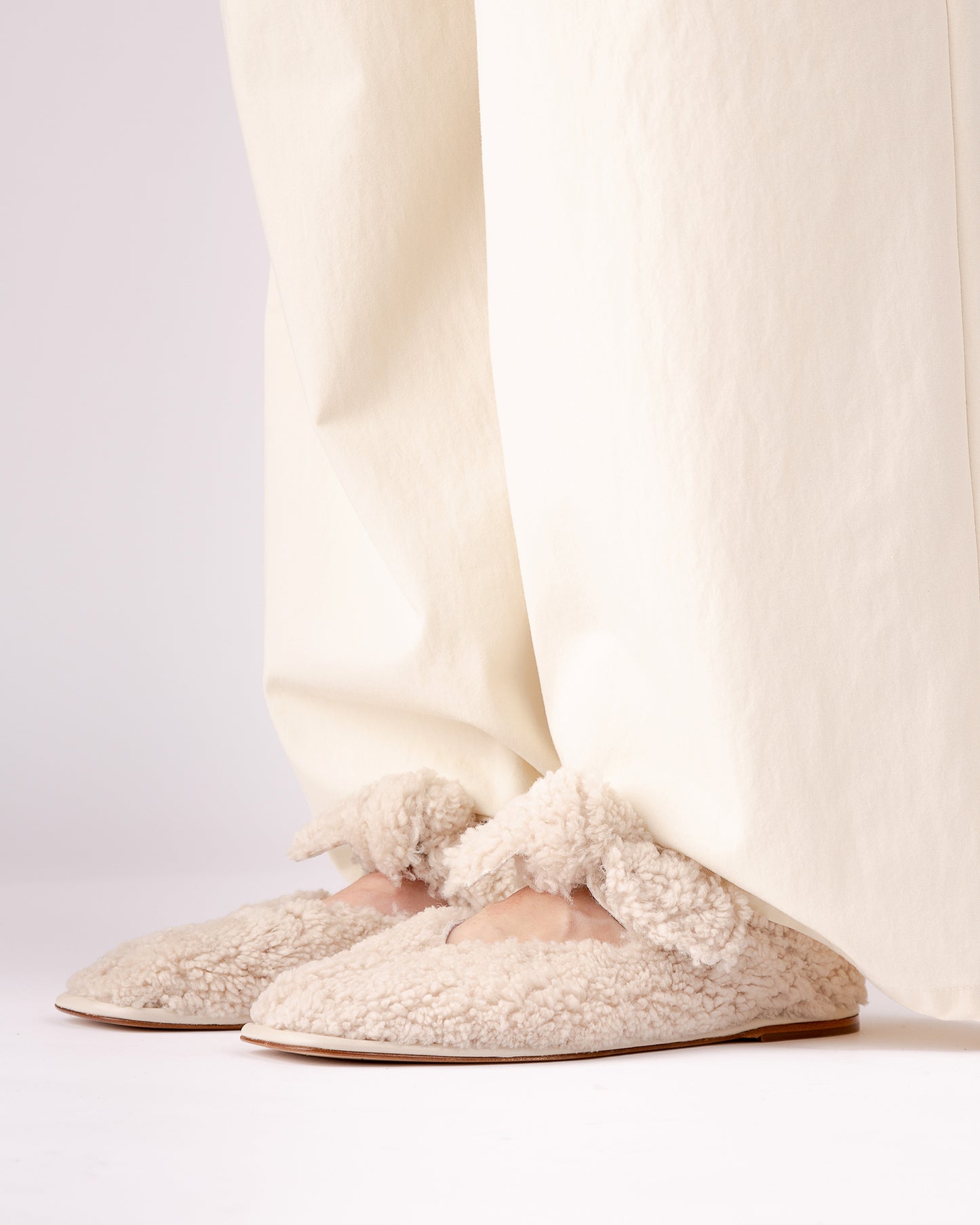 LLASADA CURLY SHEARLING - Front-Knot Pump