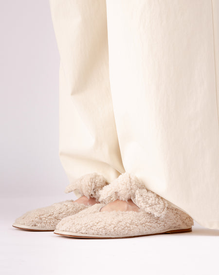 LLASADA CURLY SHEARLING - Front-Knot Pump