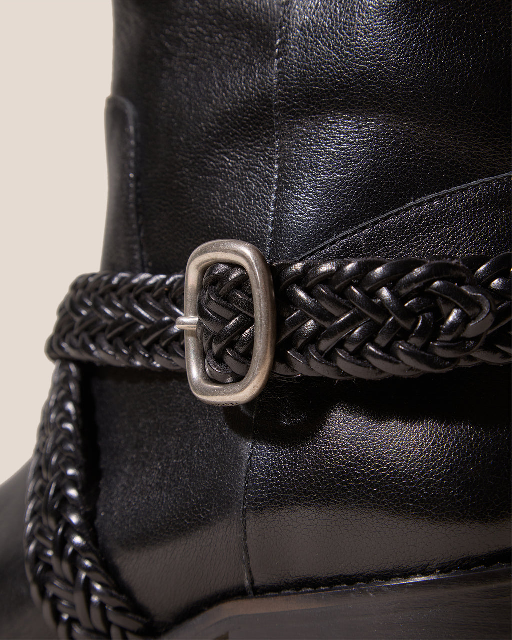 LLIGADA - Belt Detail Knee-High Boot