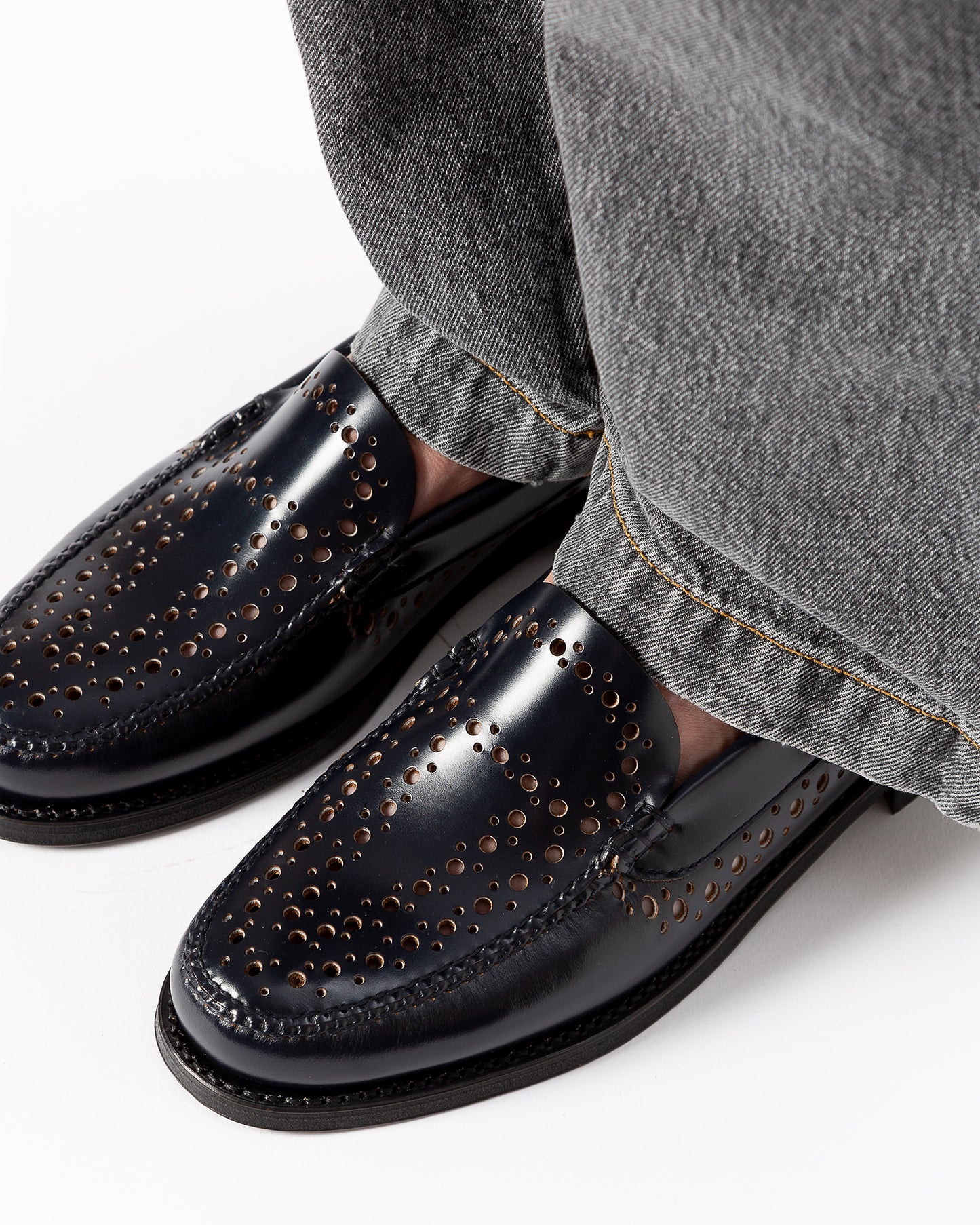 MANGRA - Men's Perforated Slip-on Loafer