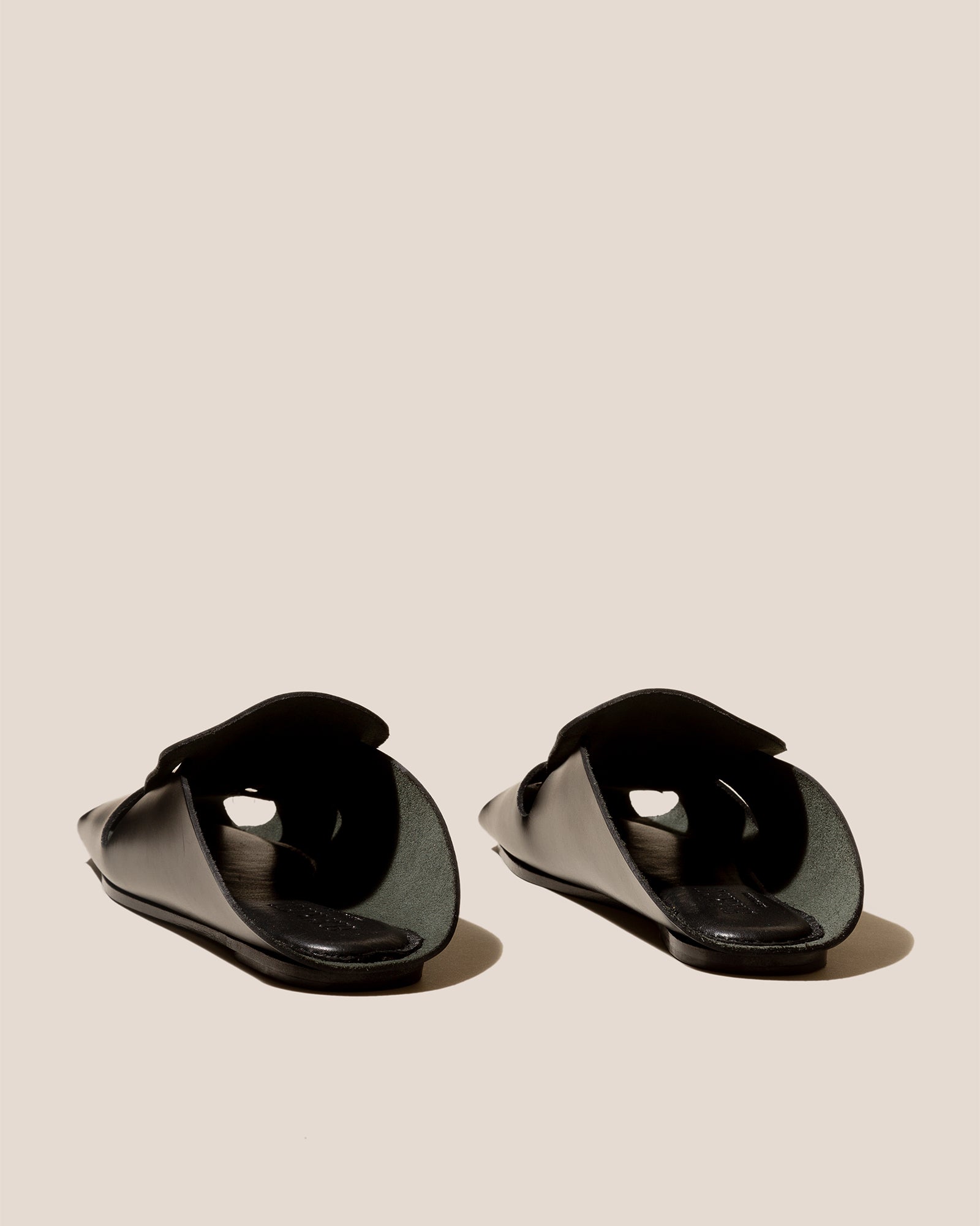 ★超特価・正規品★HEREU★Mall Sandals Black WFR23MAYO001 OOFOS Oomega - black _ FASCINATE Osaka Japan, Worldwide