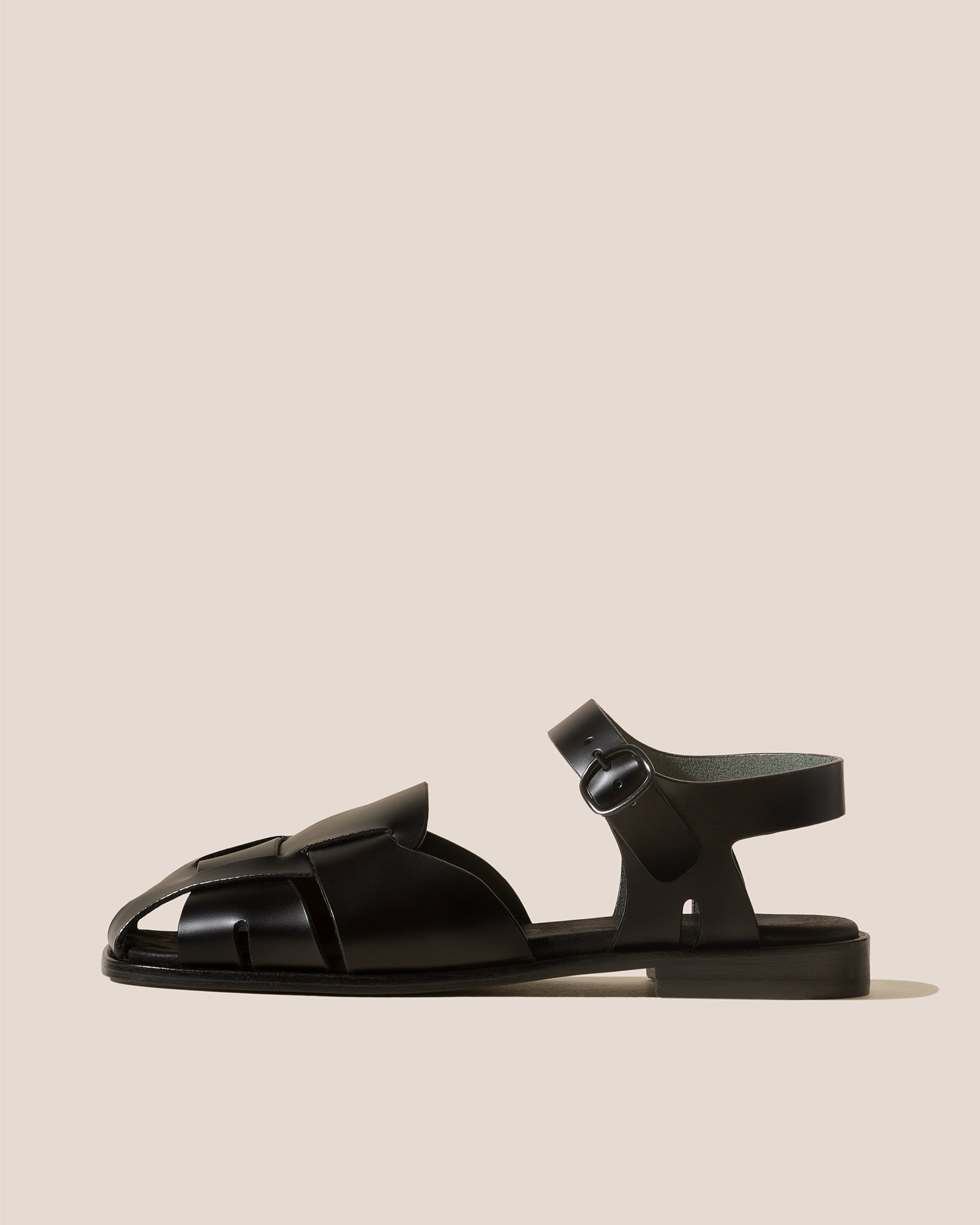PEDRA - Squared Closed-Toe Fisherman Sandal