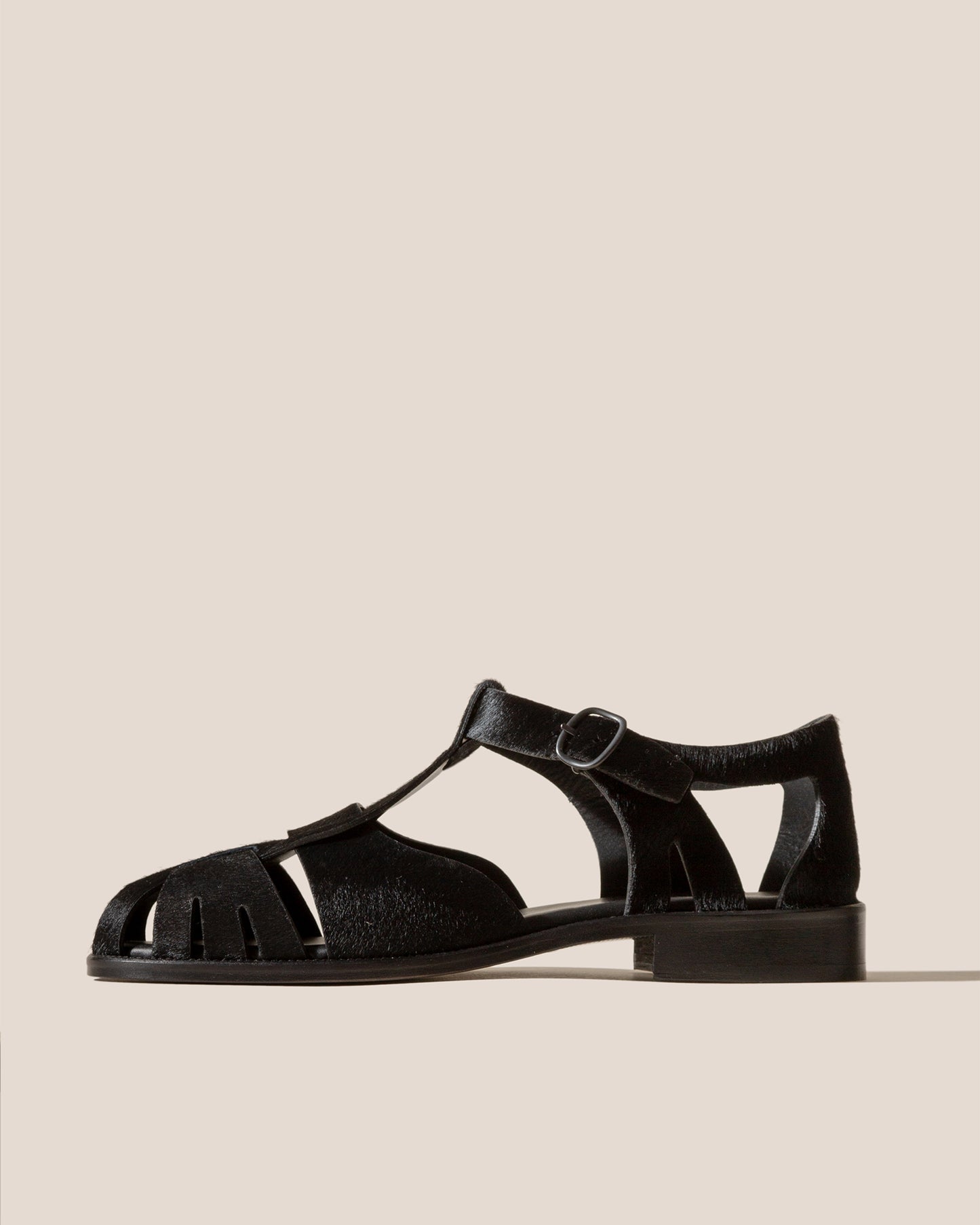 PESCA SHORT CALF HAIR - Fisherman Sandal