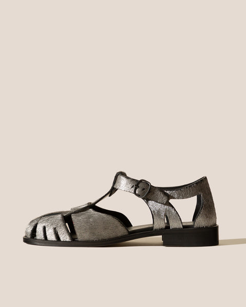 ◆HEREU◆ Pesca Cut Out Sandals Tan WFS21PESC002 WFS21PESC00 PESCA CALF HAIR - Fisherman Sandal – Hereu Studio