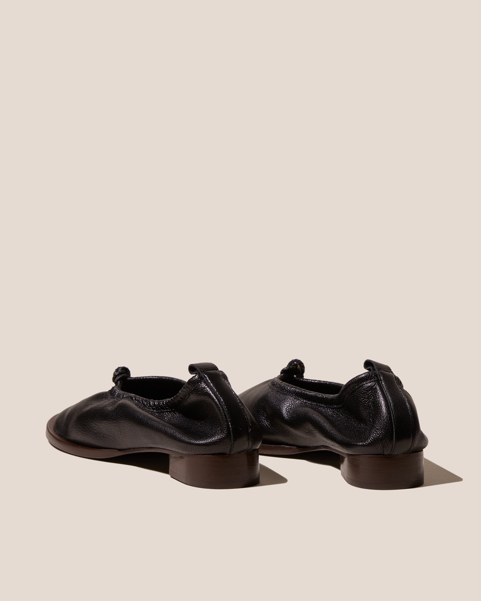 PUNTERA R MID - Mid-Heel Pump