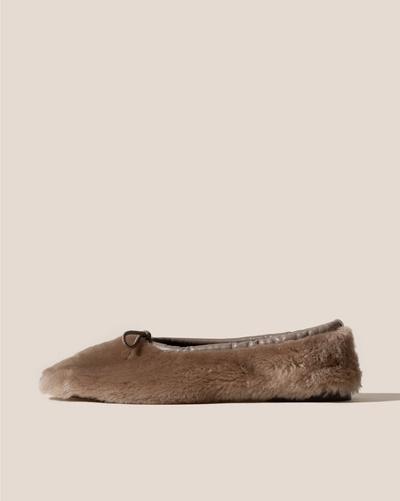 PUNTERA SHEARLING - Flat Pump