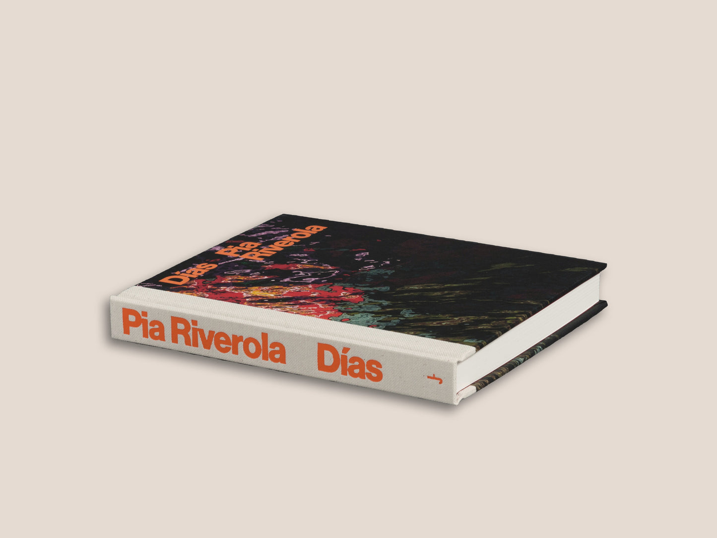 DÍAS - Pia Riverola Book