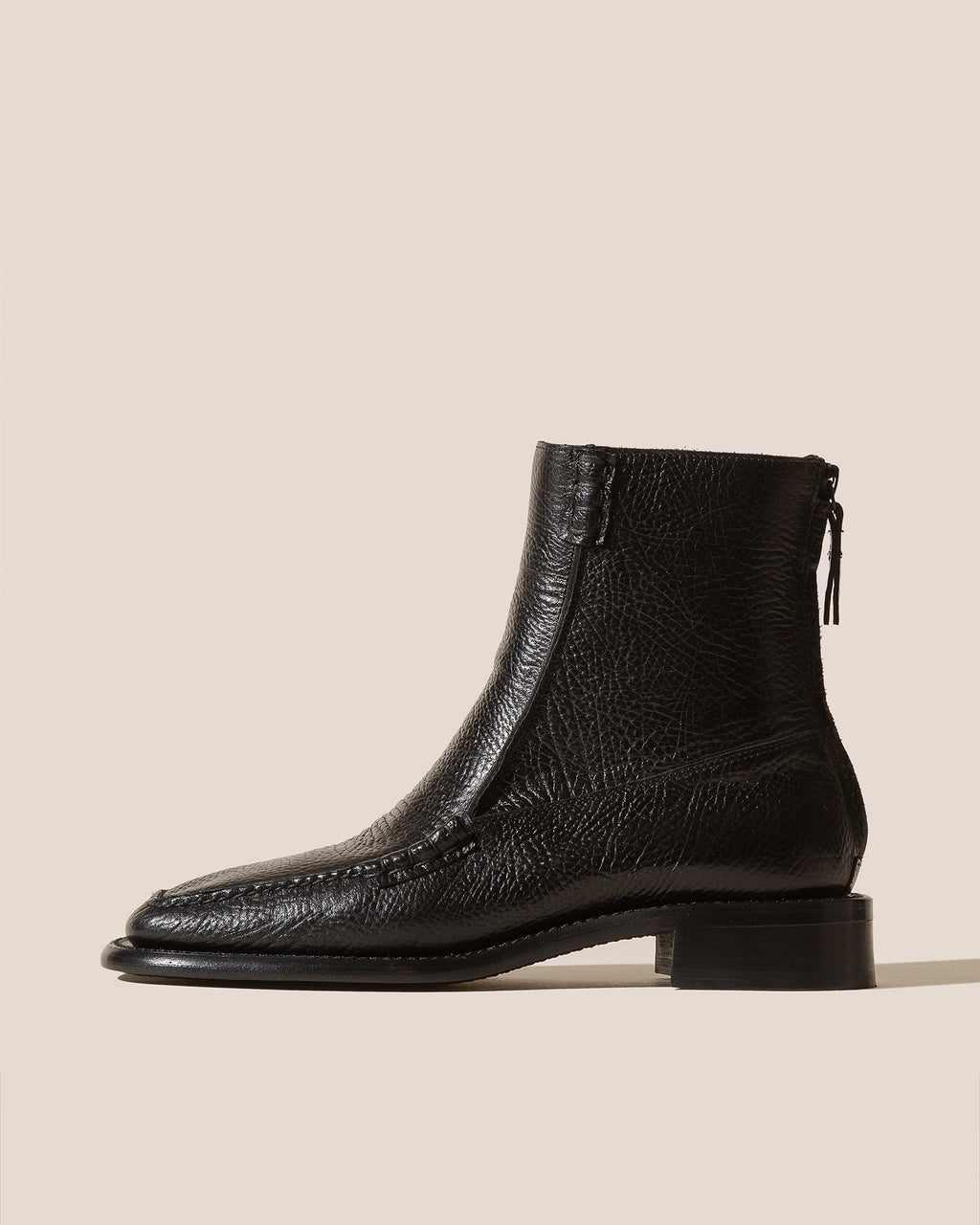 QUADRA GRAINY - Men's Square-Toe Low-Calf Zipped Boot