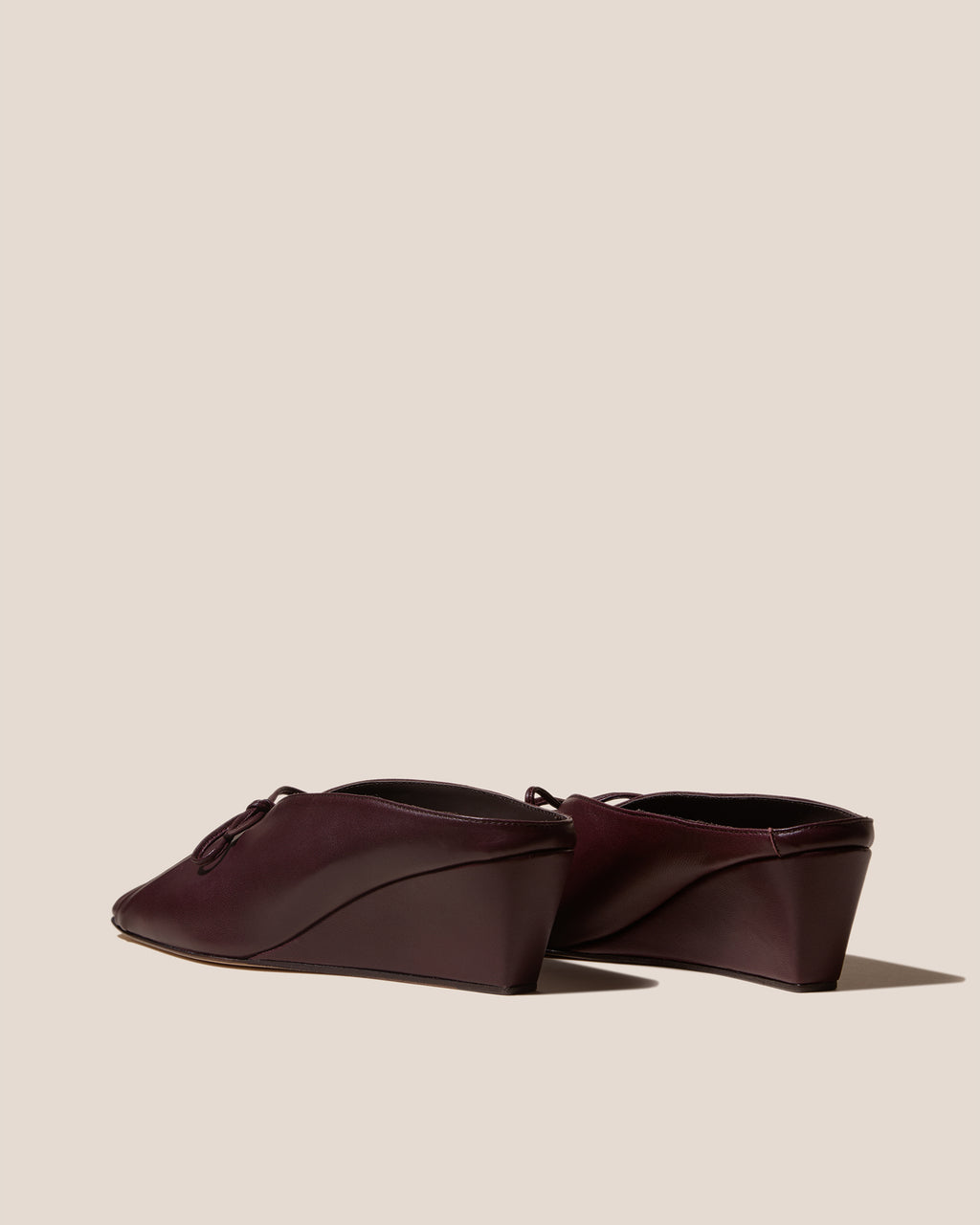 RESSO - Bow-Detail Wedged Mule