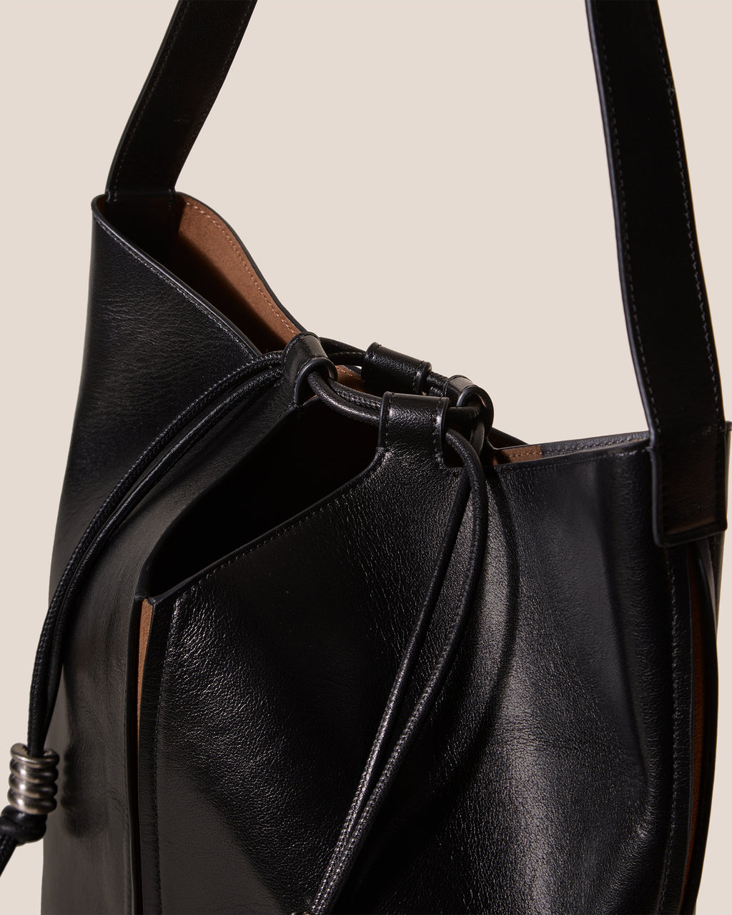 RIBA - Bucket Shoulder Bag