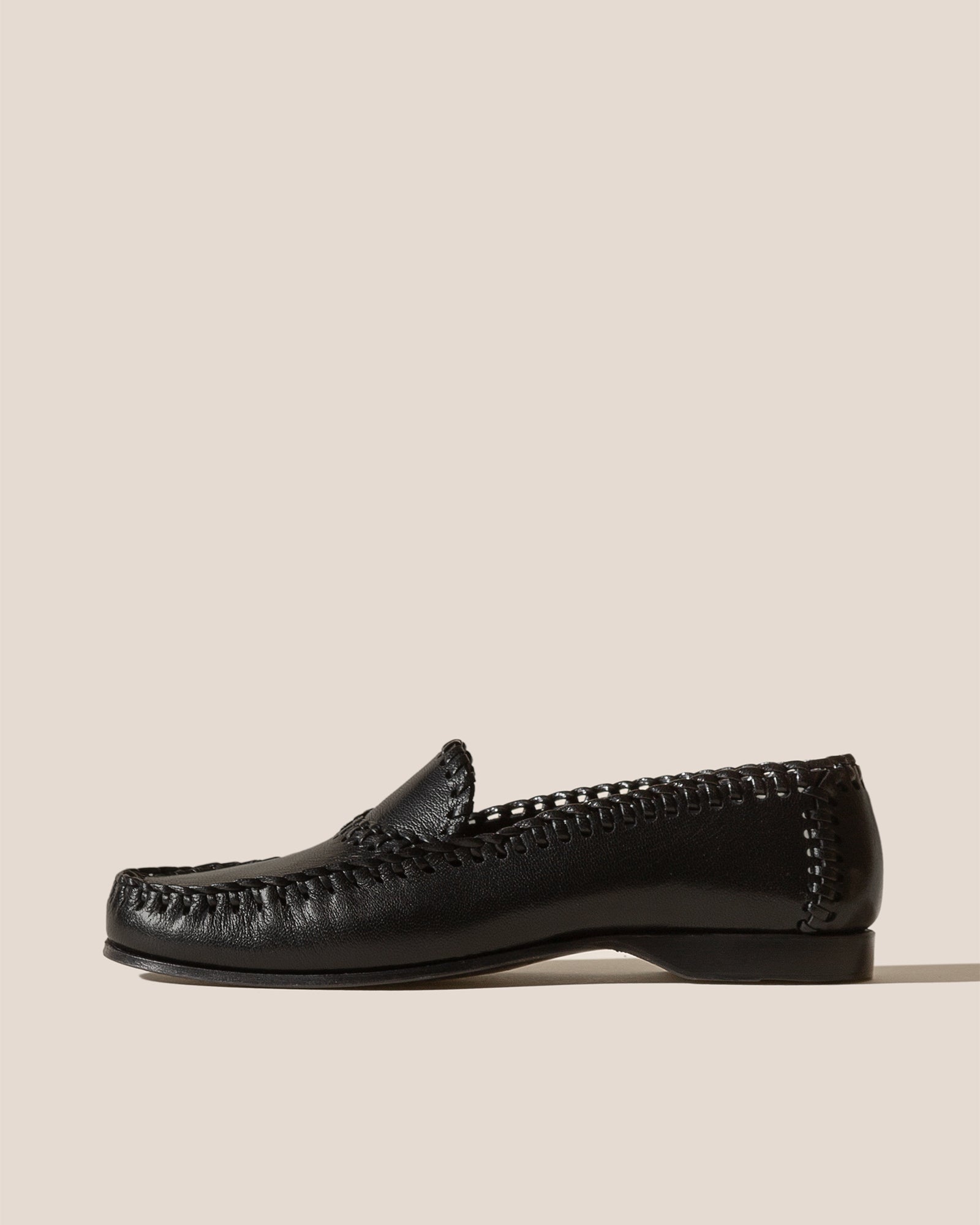 SASTRE SUPPLE SHINY - Braided Seam Slip-On Loafer