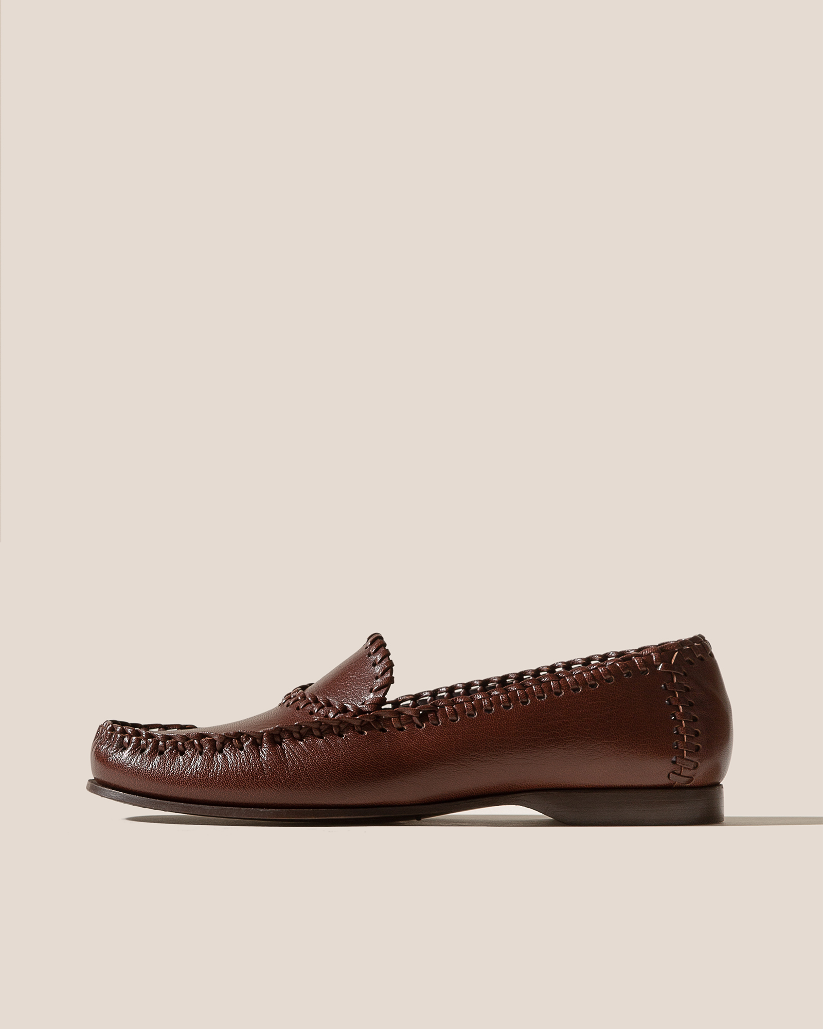 SASTRE SUPPLE SHINY - Braided Seam Slip-On Loafer