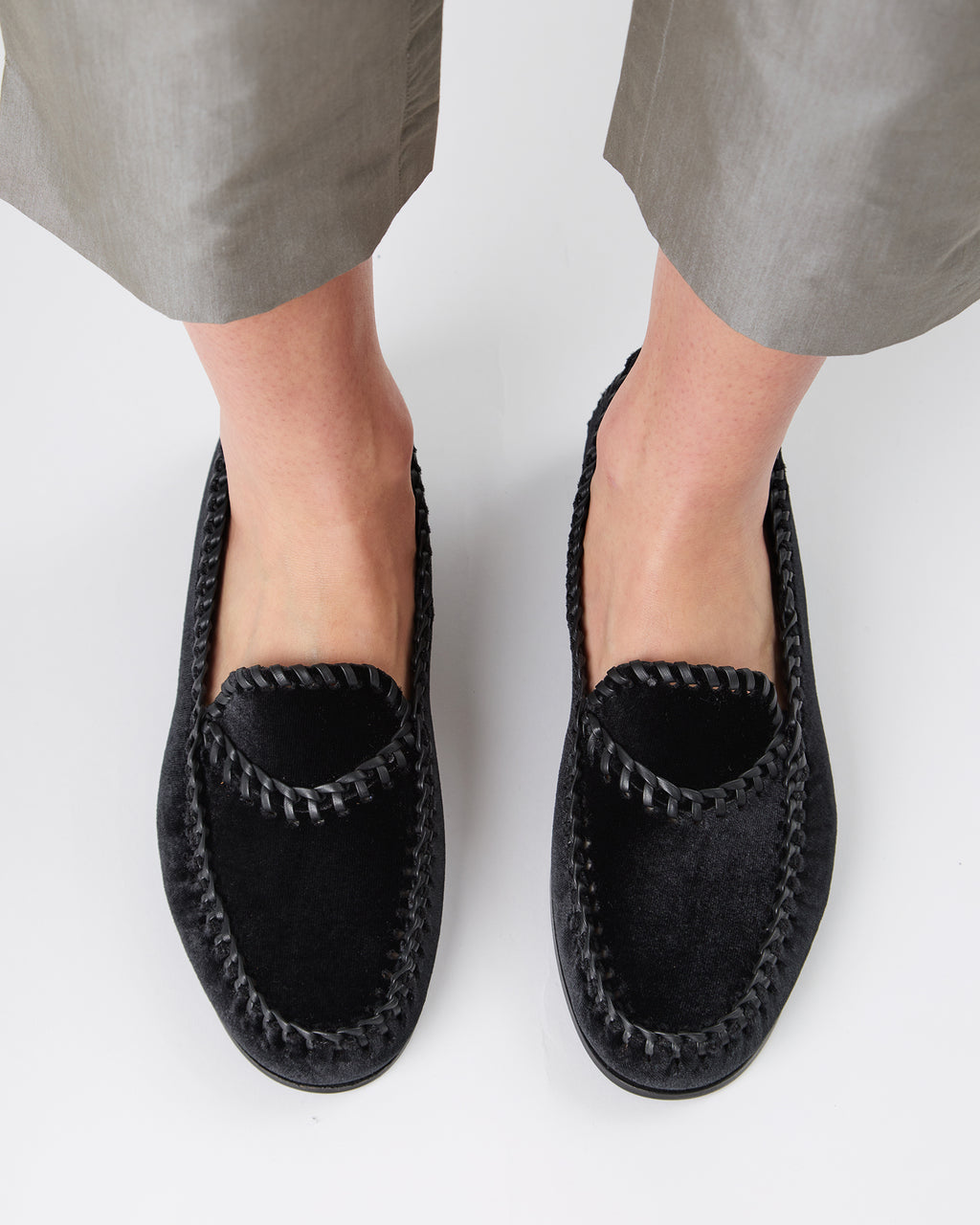 SASTRE VELVET - Braided Seam Slip-On Loafer
