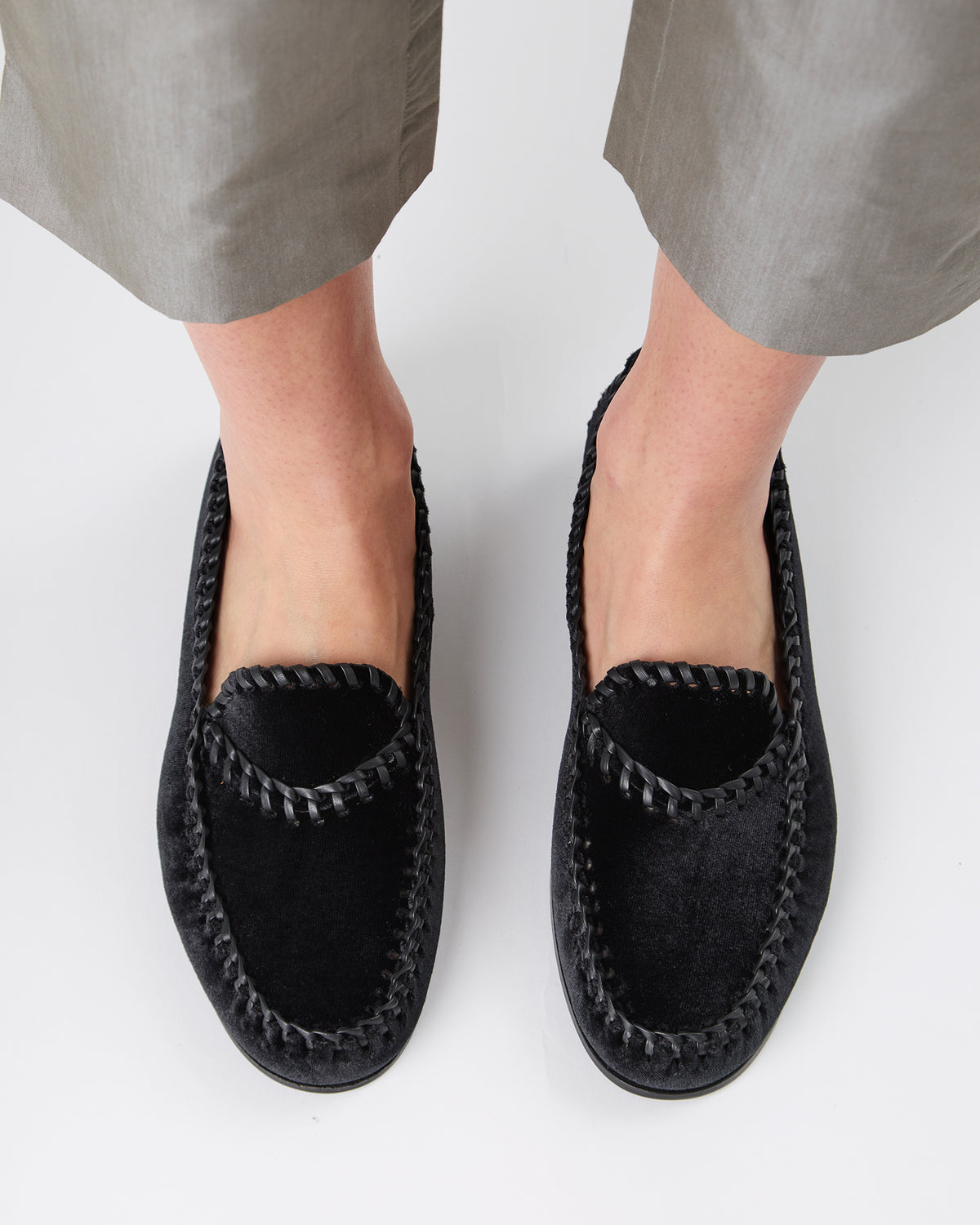 SASTRE VELVET - Braided Seam Slip-On Loafer