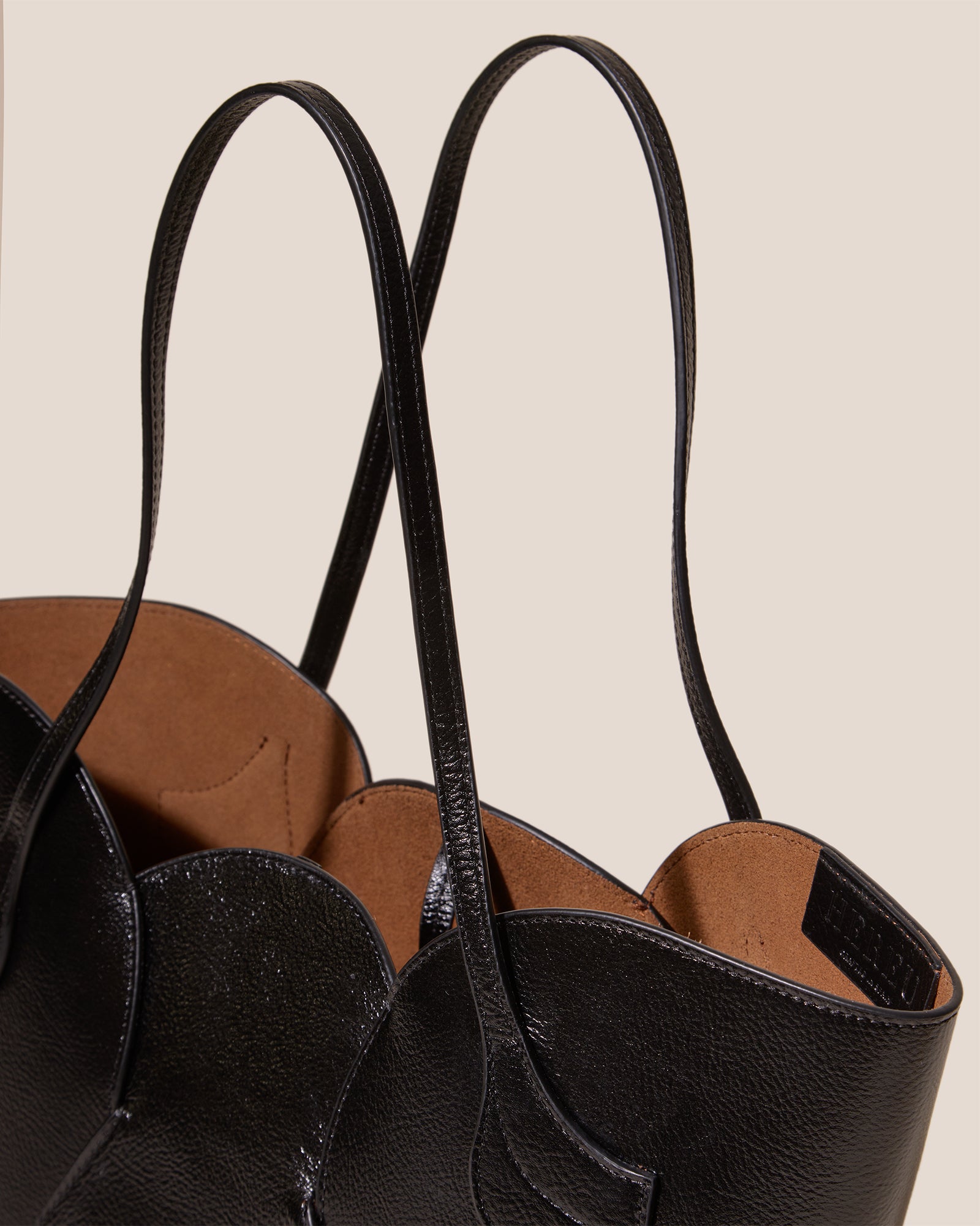 SEPAL S - Tulip Shape Tote Bag