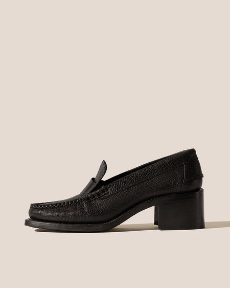 SINEU HEELED GRAINY - Interlaced Detail Slip-On Loafer