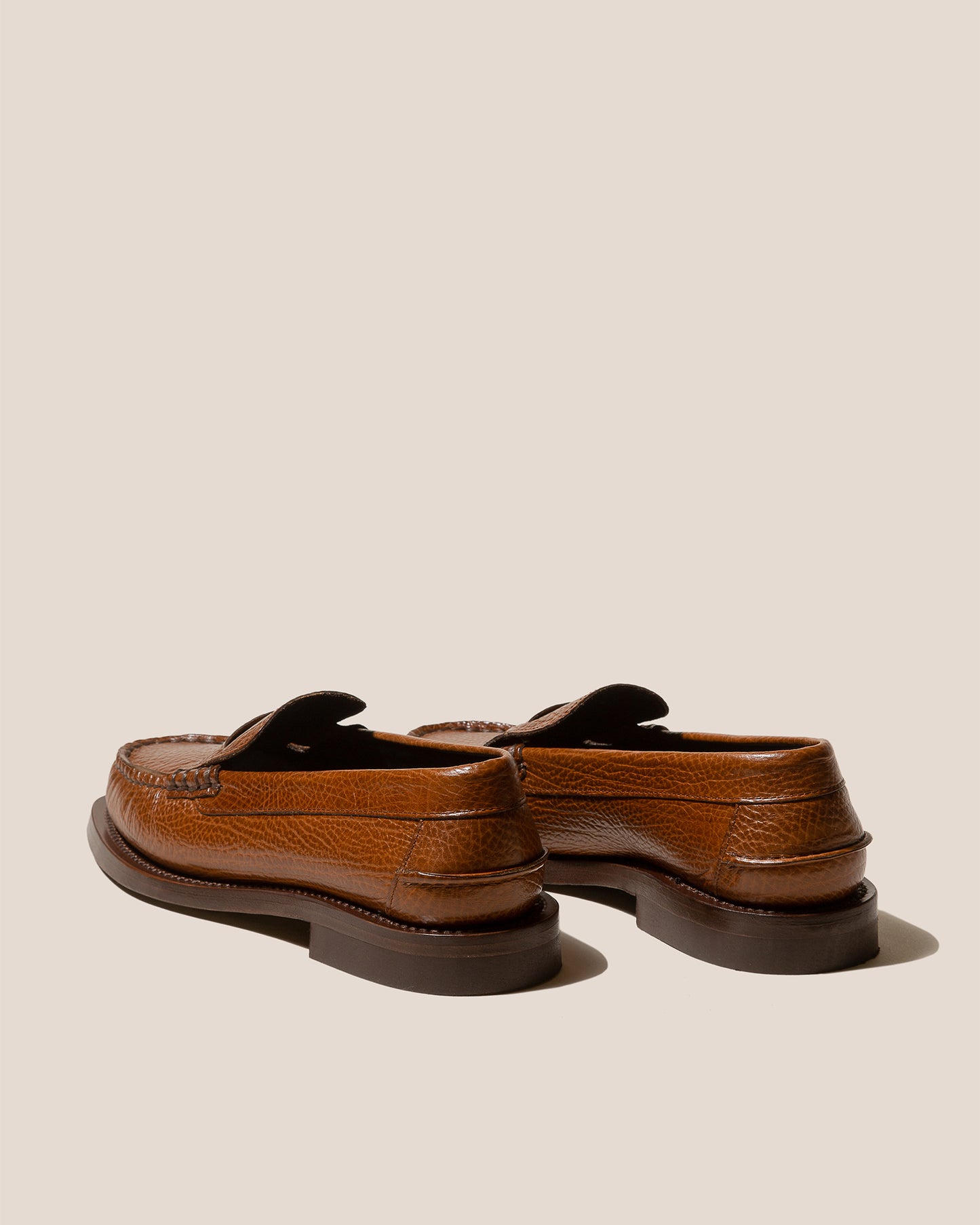 SINEU GRAINY - Interlaced-detail Slip-on Loafer