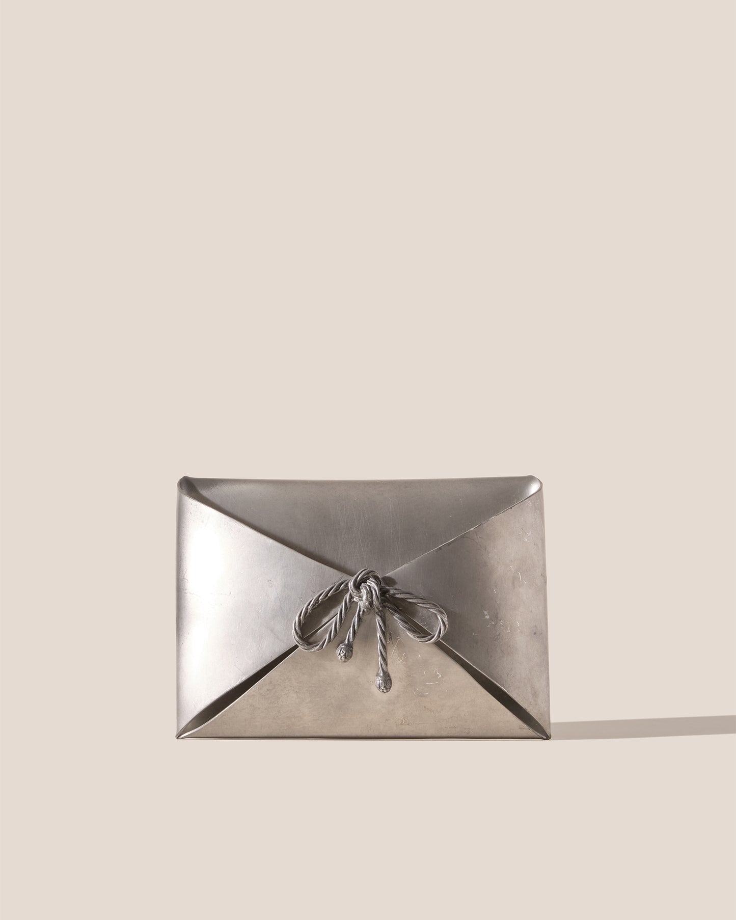 LETTER HOLDER - Envelope-Shaped Metal Holder