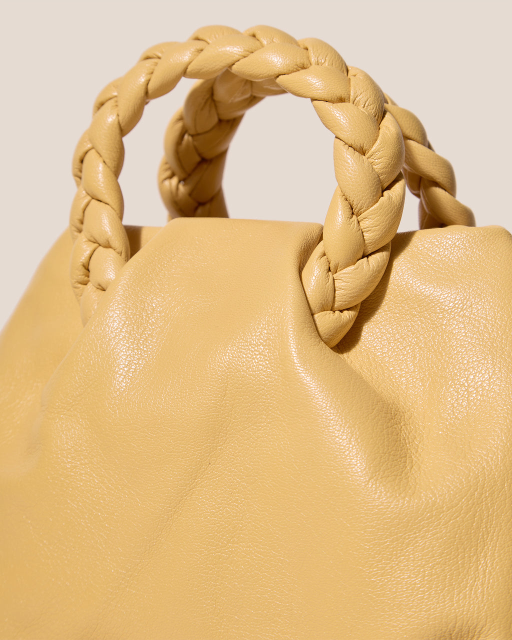 BOMBON M SUPPLE SHINY - Medium Plaited-handle Leather Handbag
