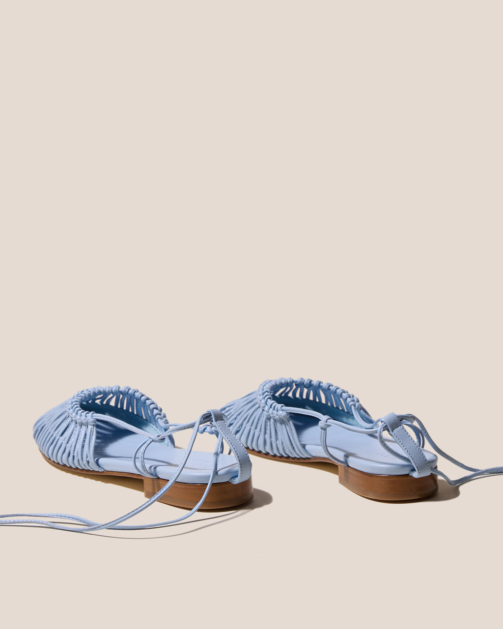 MANTERA - Round-Toe Knotted Sandal