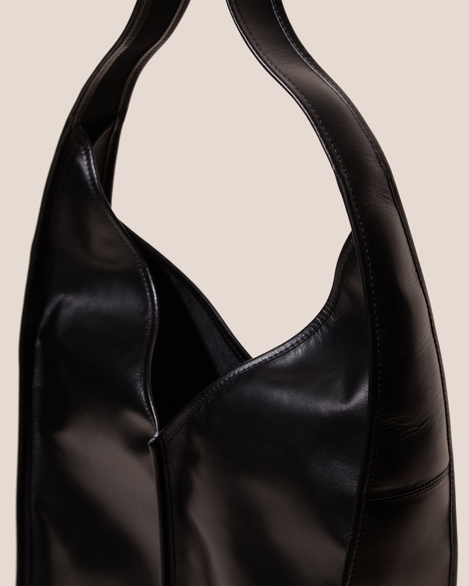CALELLA CROSSBODY - Leather-trimmed Crossbody Sac – Hereu Studio