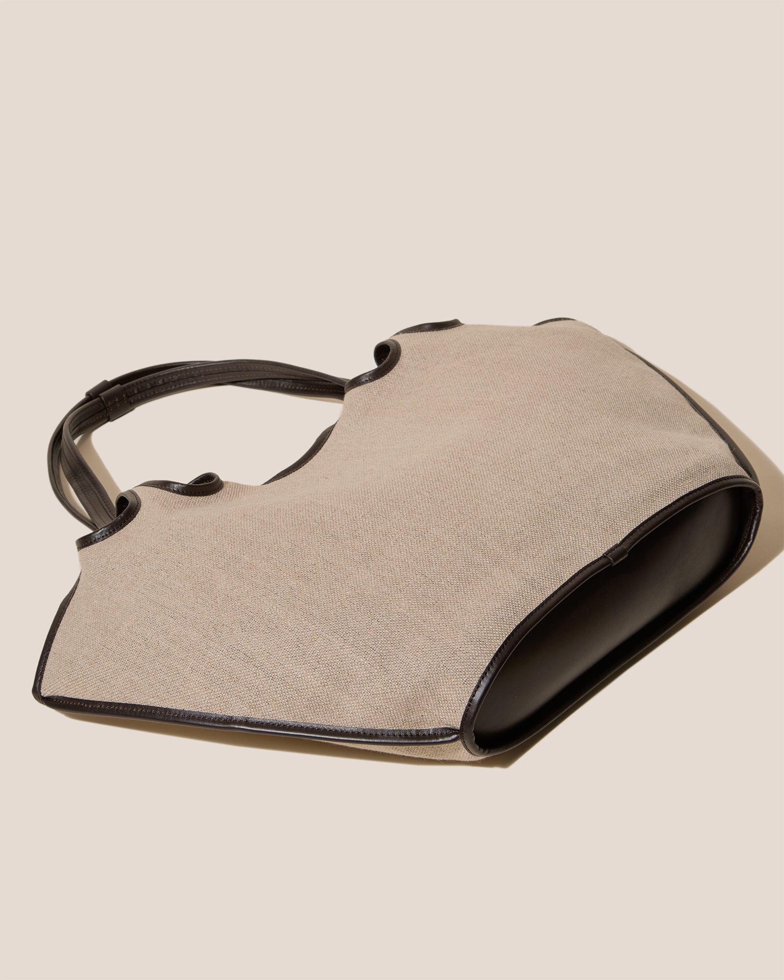 ESCALA LINEN - Cut-Out Tote Bag