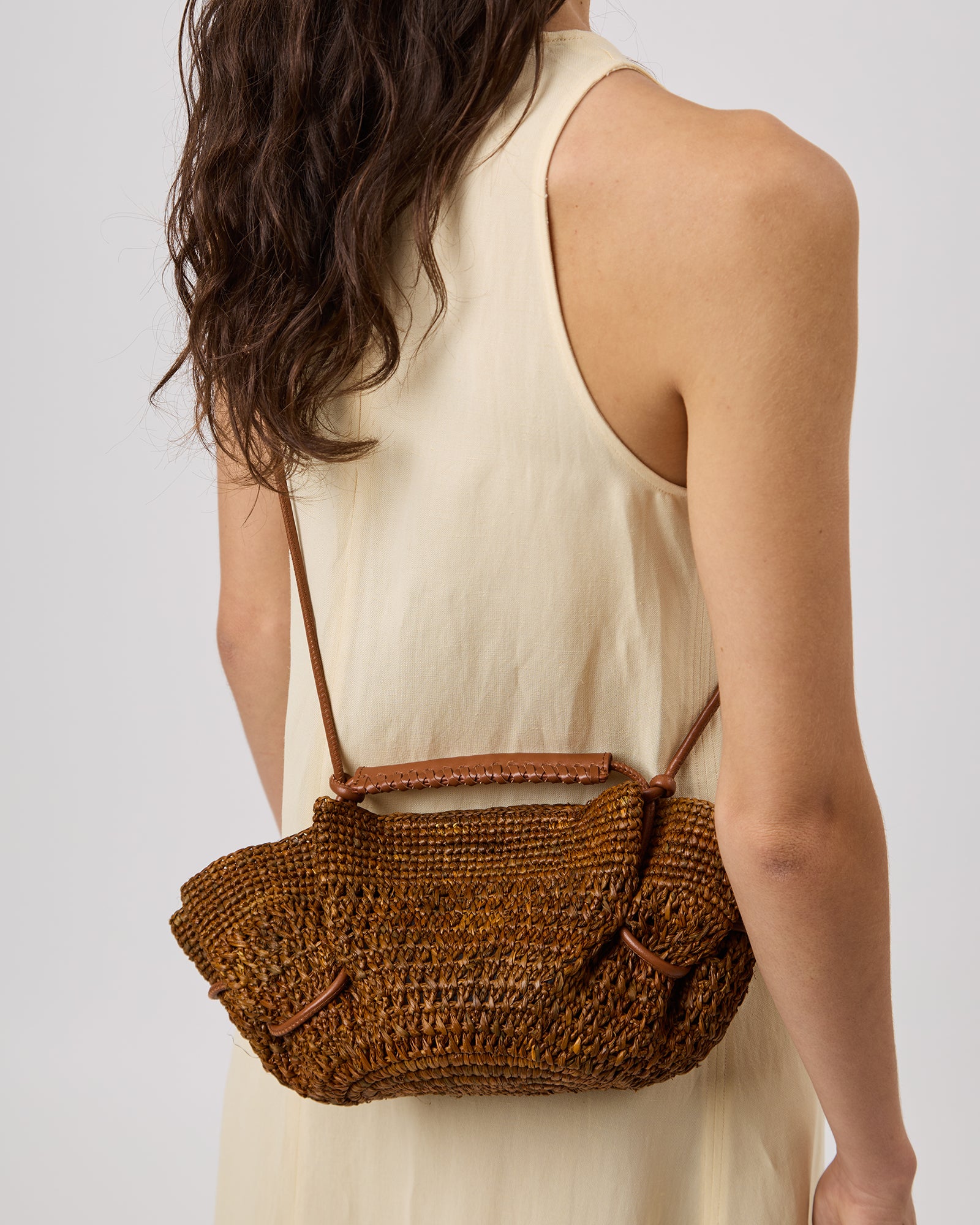 ARTA MINI CROCHET RAFFIA - Pleated Crossbody Bag