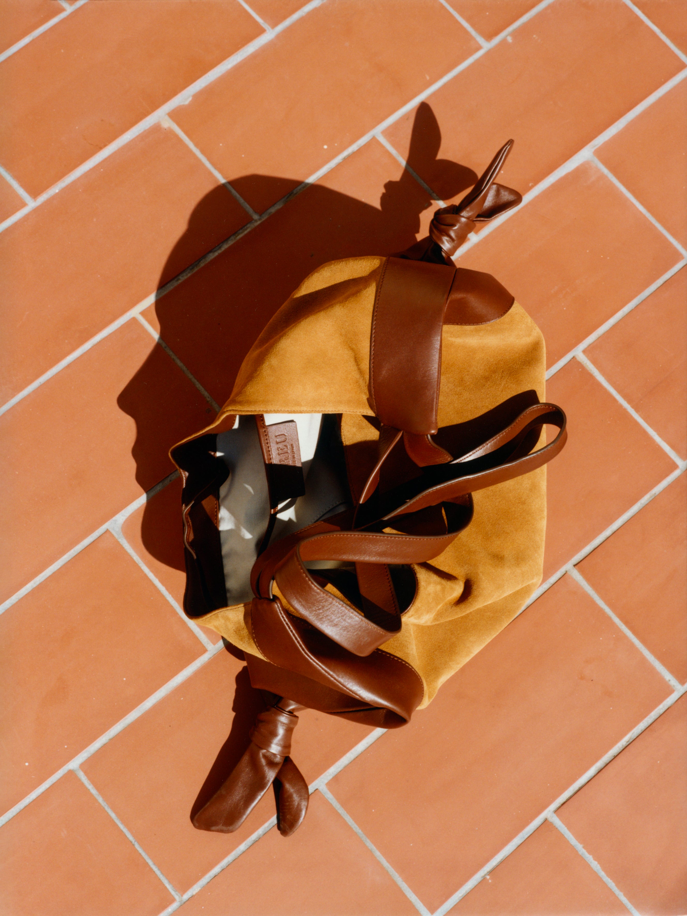 【交渉中】ALOHAS Rosalind レザーバレエフラット ベージュ 37 Women New In – Hereu Studio