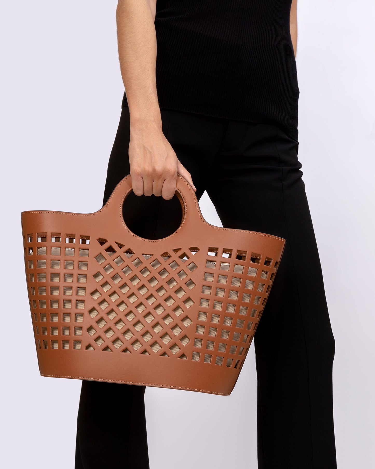 COLMADO - Cut-out Leather Tote Bag