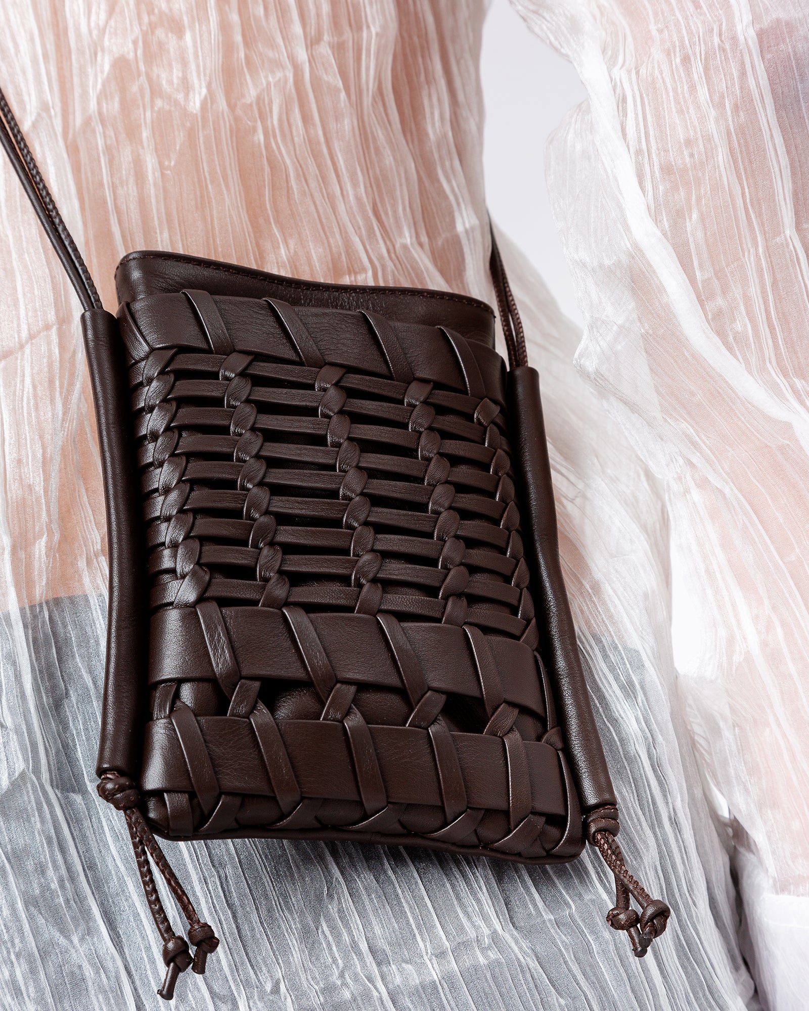 TRENA - Flat Square Crossbody Bag – Hereu Studio