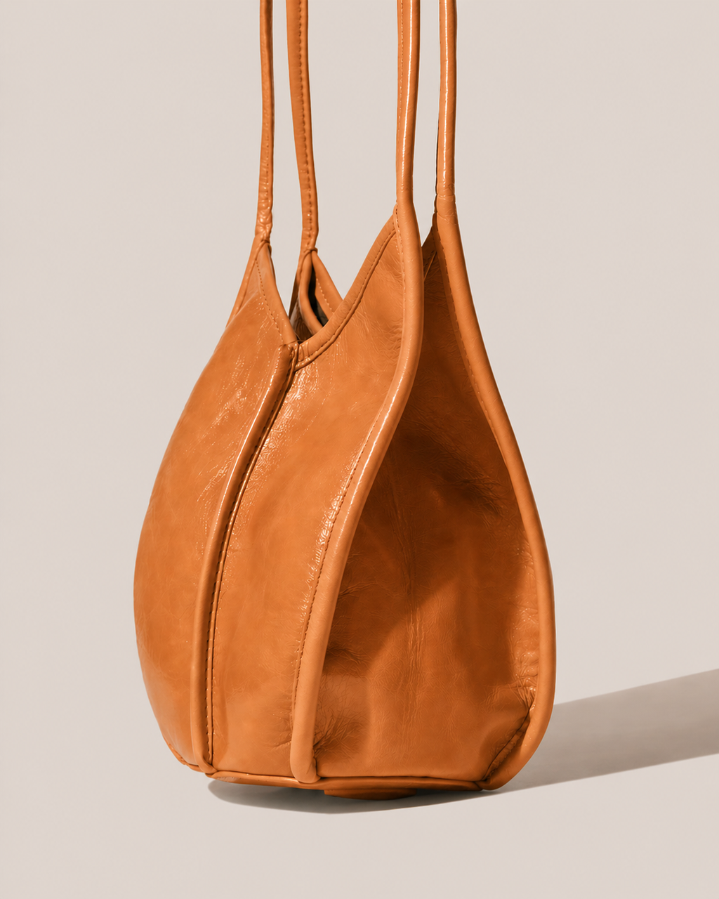 CALELLA BUCKET LEATHER - Leather-trimmed Shoulder Bag