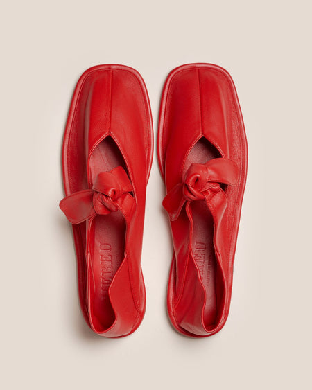 LLASADA SUPPLE SHINY - Front-Knot Pump