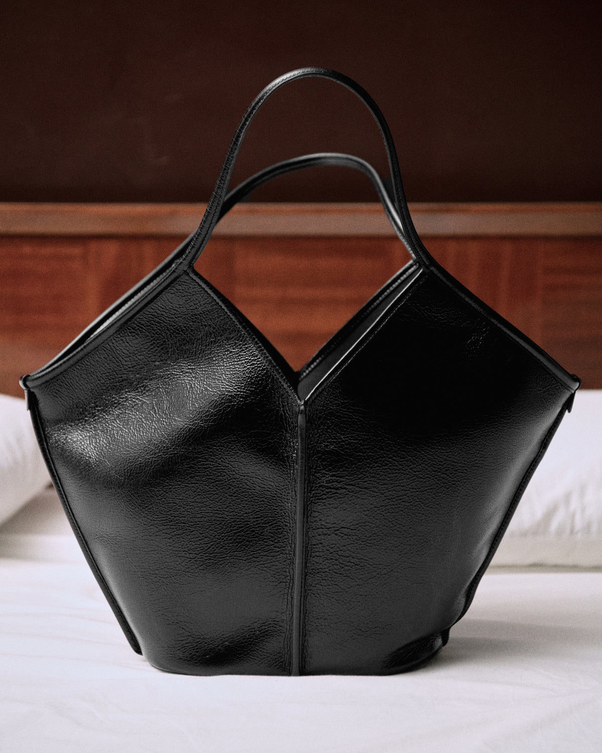 CALELLA DISTRESSED - PREORDER - Leather Tote Bag