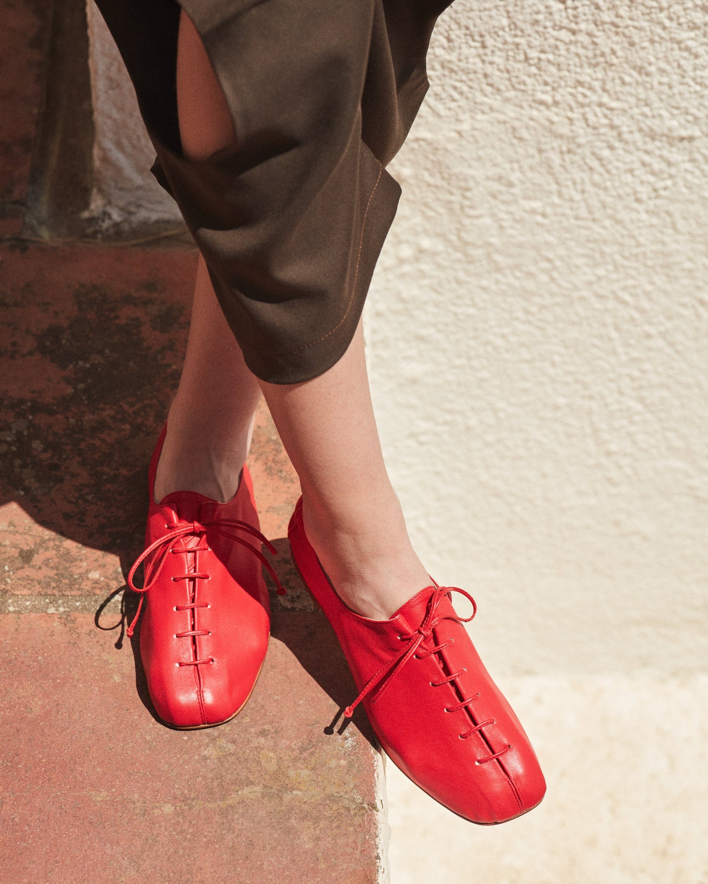 PLEGADA - Deconstructed Lace-up Shoe