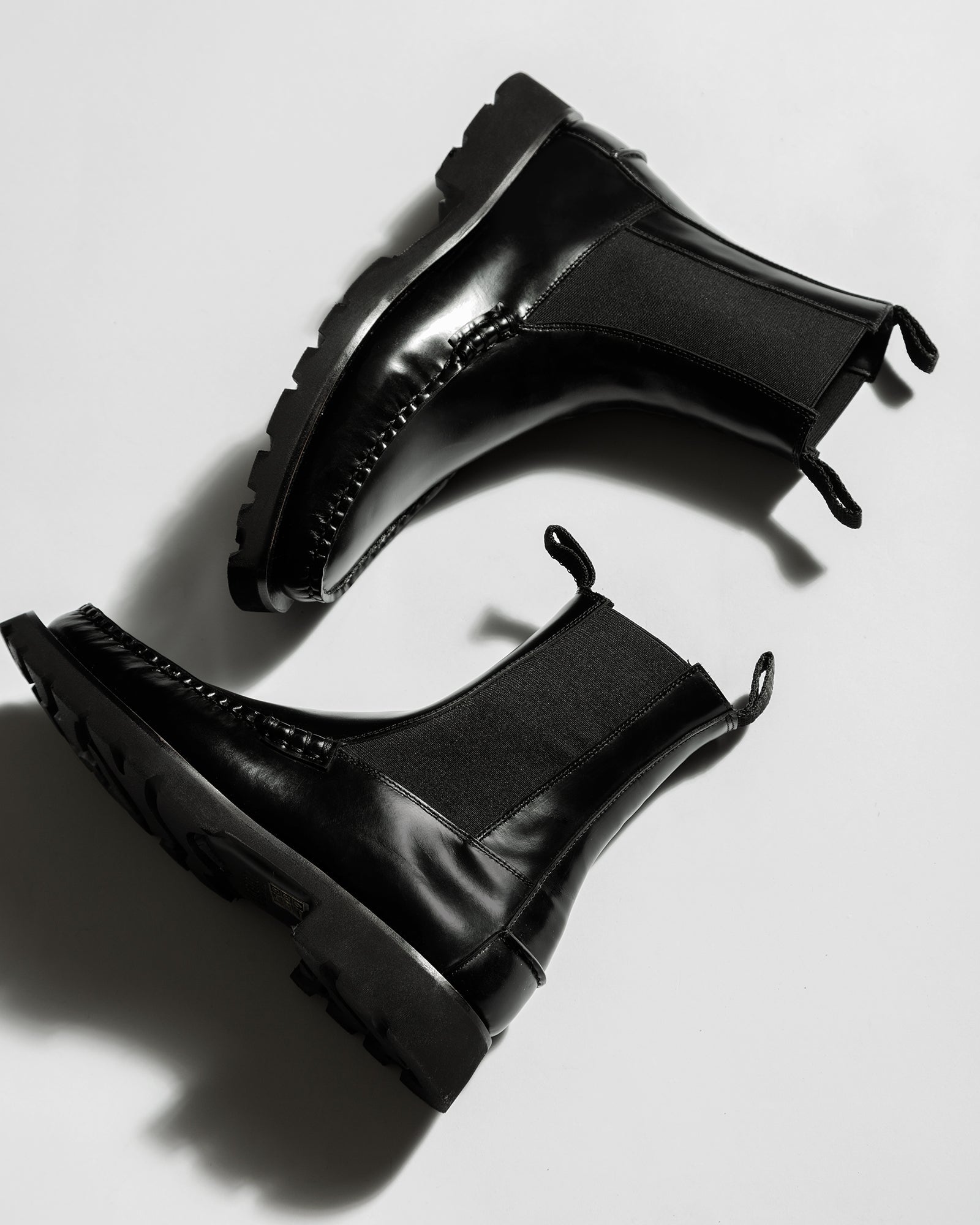 ALDA SPORT - FOR ALL - Chelsea Leather Boots – Hereu Studio