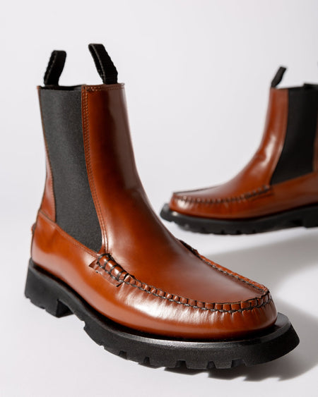 ALDA SPORT - Tread Sole Low-calf Chelsea Boot