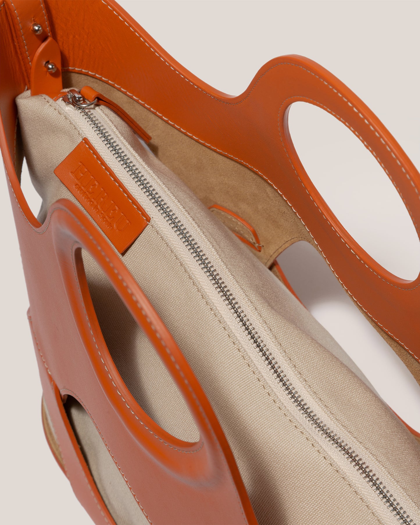 ONADA - Cut-out Leather Tote Bag