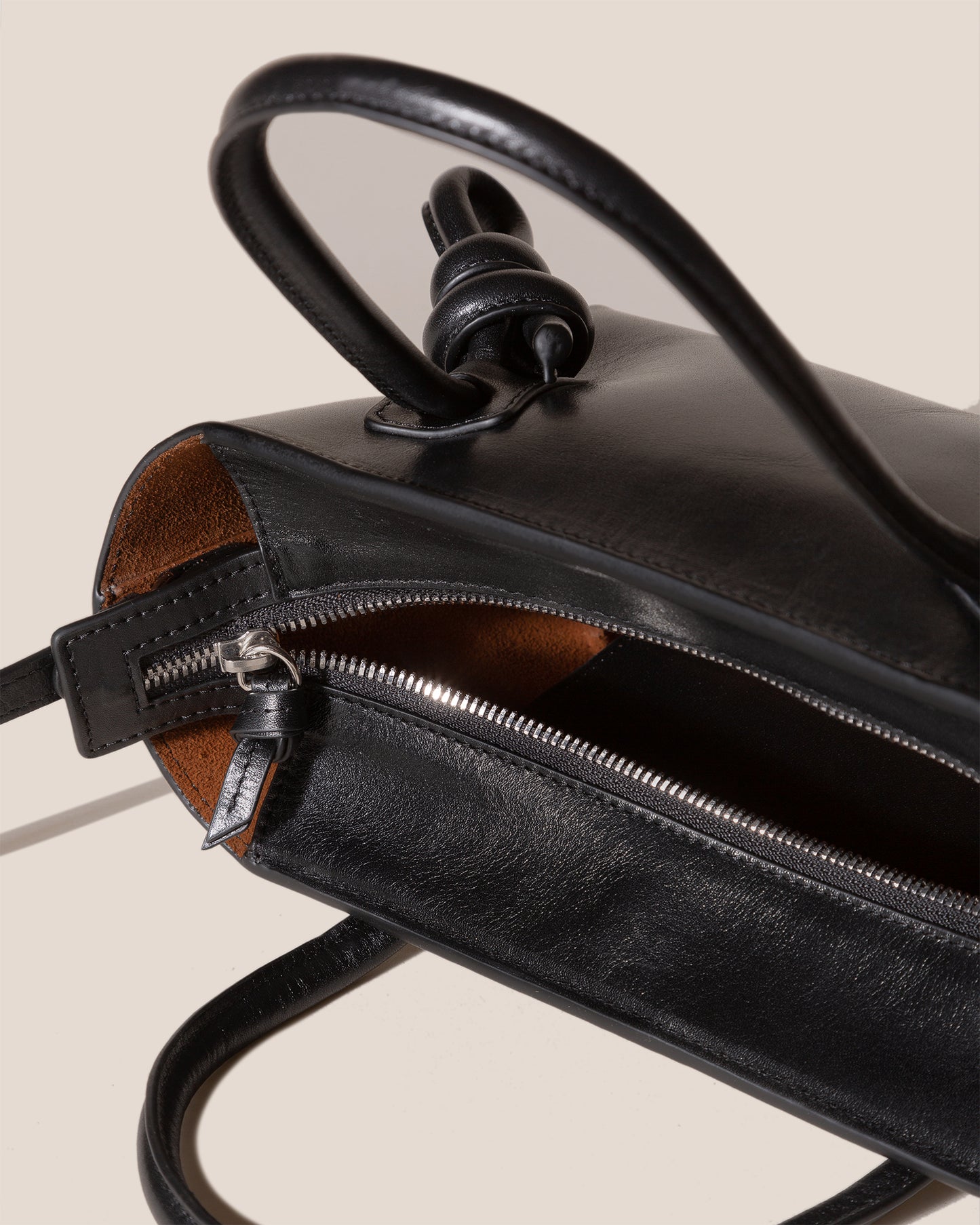 Hereu Outlet: mini bag for woman - Black  Hereu mini bag WBS21CANI004  online at