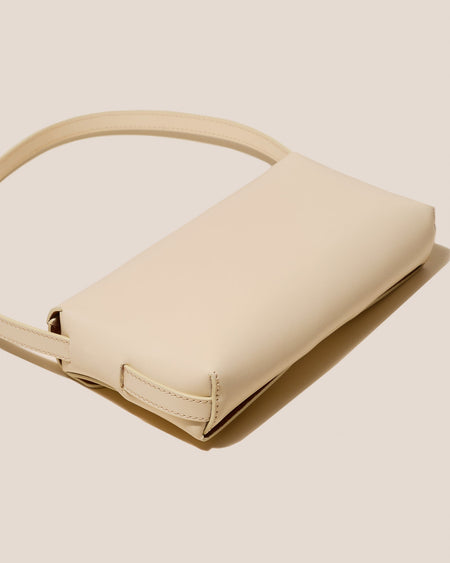 MABRA - Woven Detailed Bag