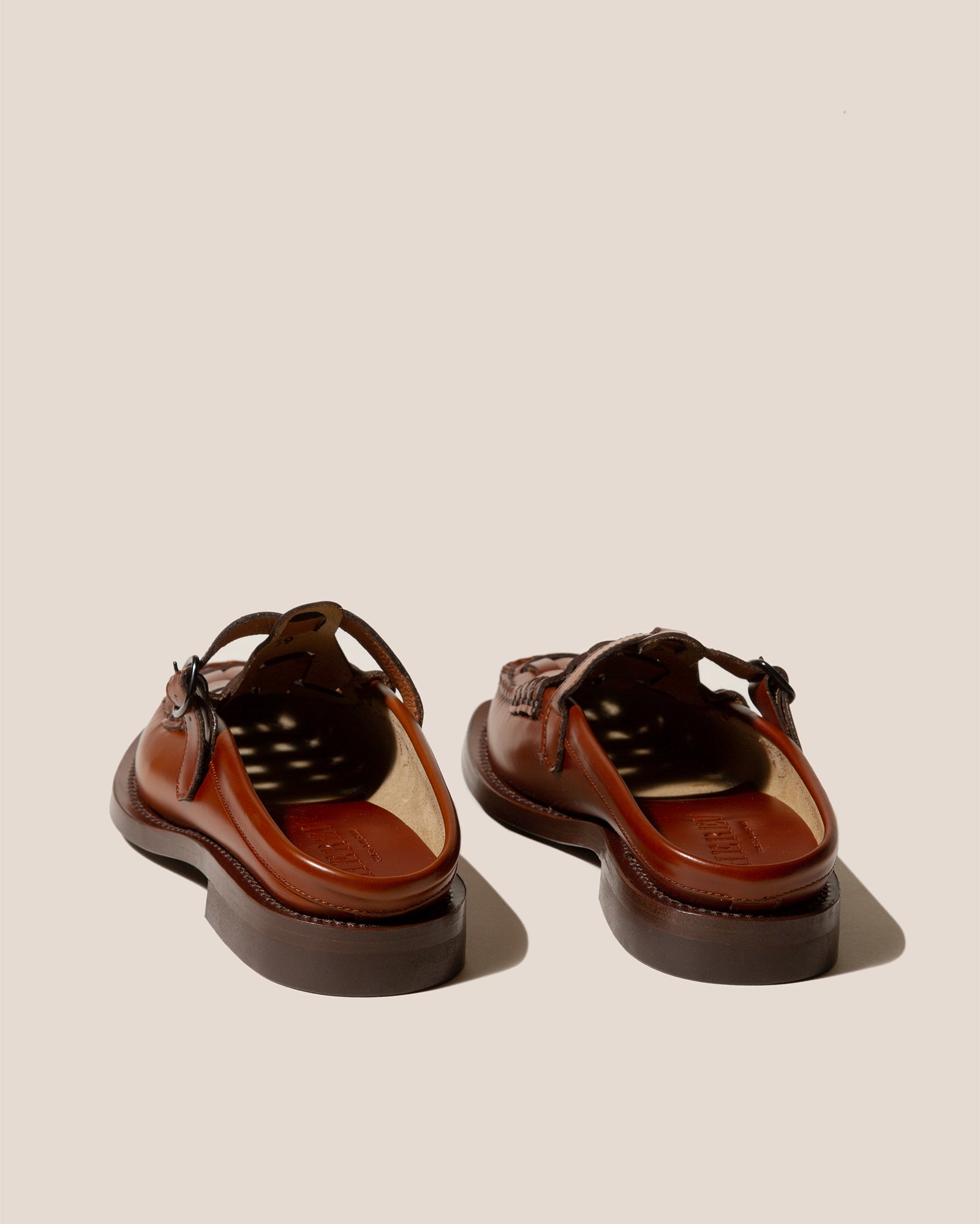 【関税込み】HEREU ブラウン Bonell T-Bar ローファー BONELL - Men's Woven T-bar Mule Loafer – Hereu Studio