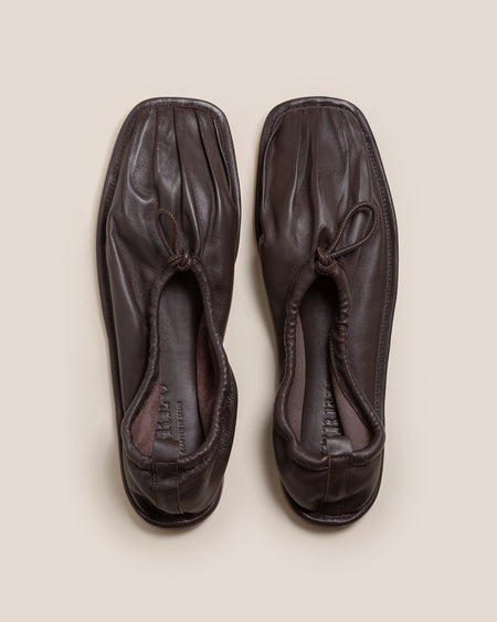 PUNTERA - Pleated-Toe Pump