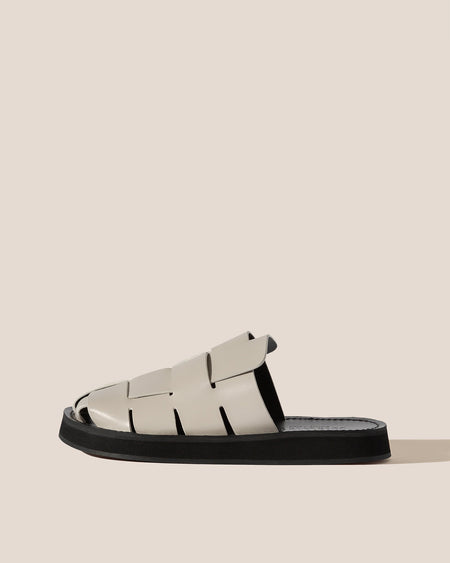 DIRA - Interwoven Slide Sandal