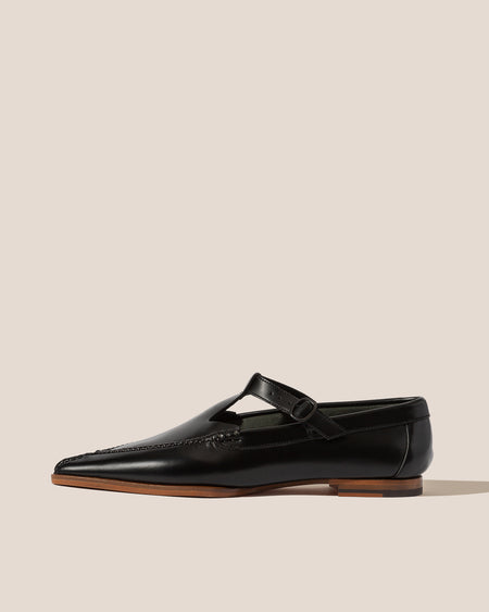 BERTA - Pointy T-bar Loafer
