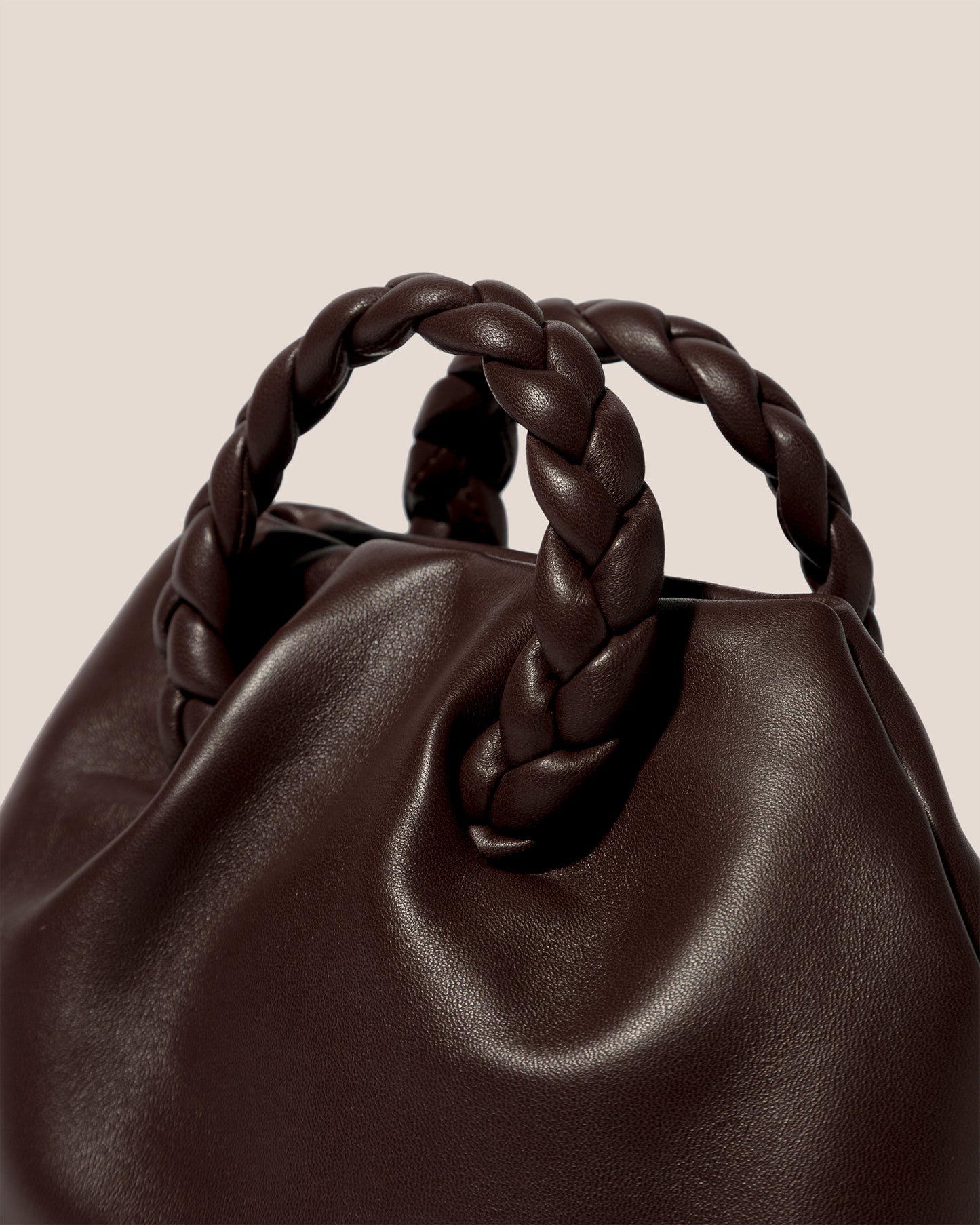 Leather handbag Hereu Black in Leather - 37574076